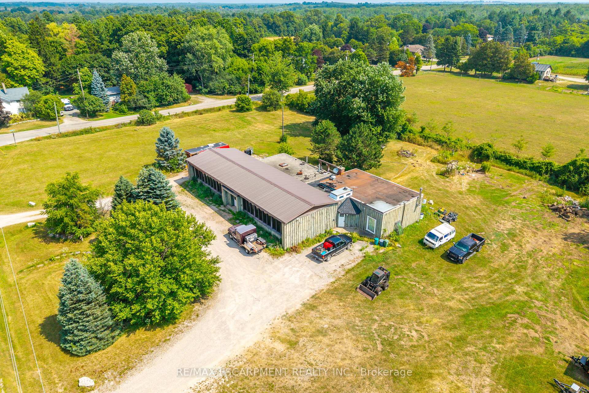 Photo 3 of 1090 Brock Road, Hamilton, Rural Flamborough — HOMEH