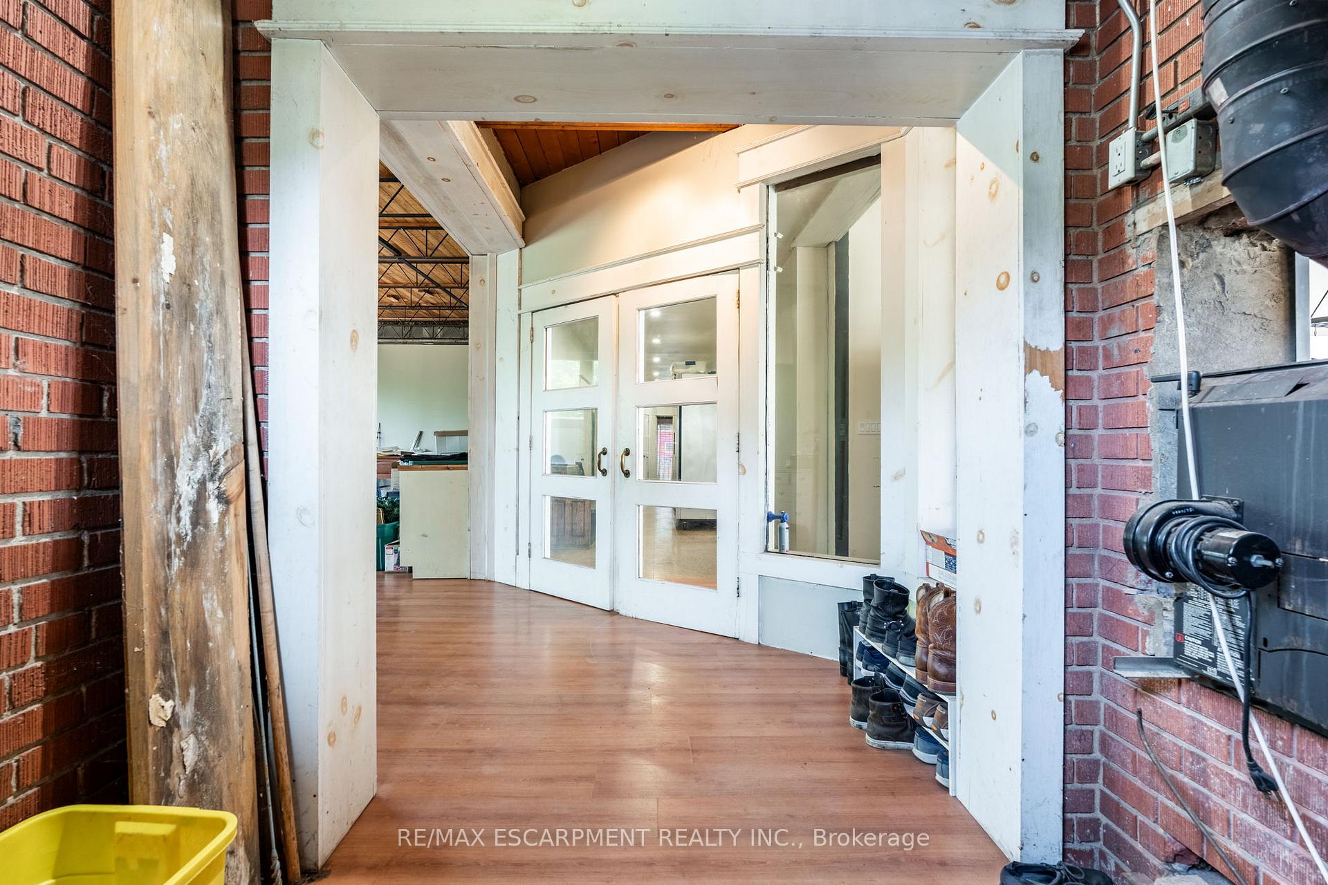 Photo 5 of 1090 Brock Road, Hamilton, Rural Flamborough — HOMEH