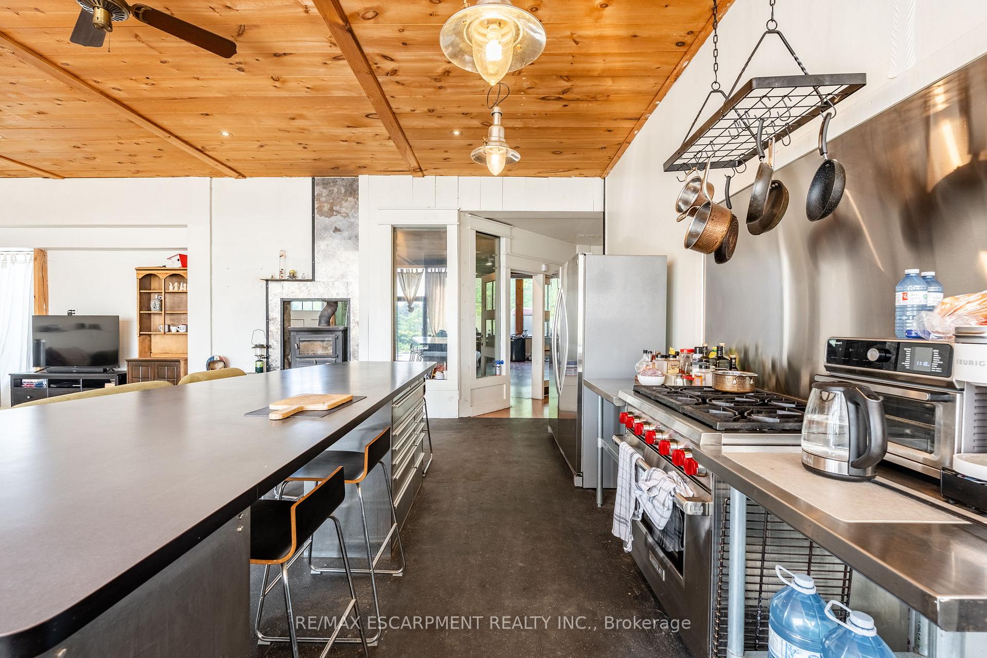 Photo 12 of 1090 Brock Road, Hamilton, Rural Flamborough — HOMEH