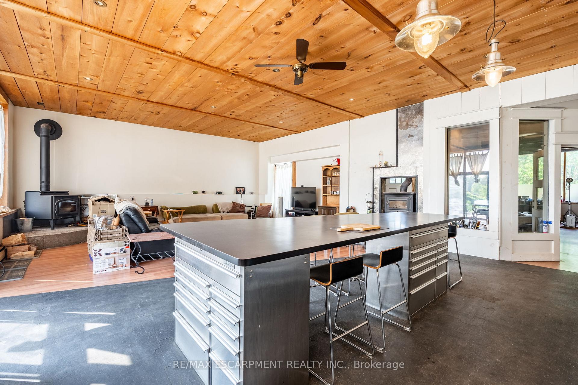 Photo 13 of 1090 Brock Road, Hamilton, Rural Flamborough — HOMEH