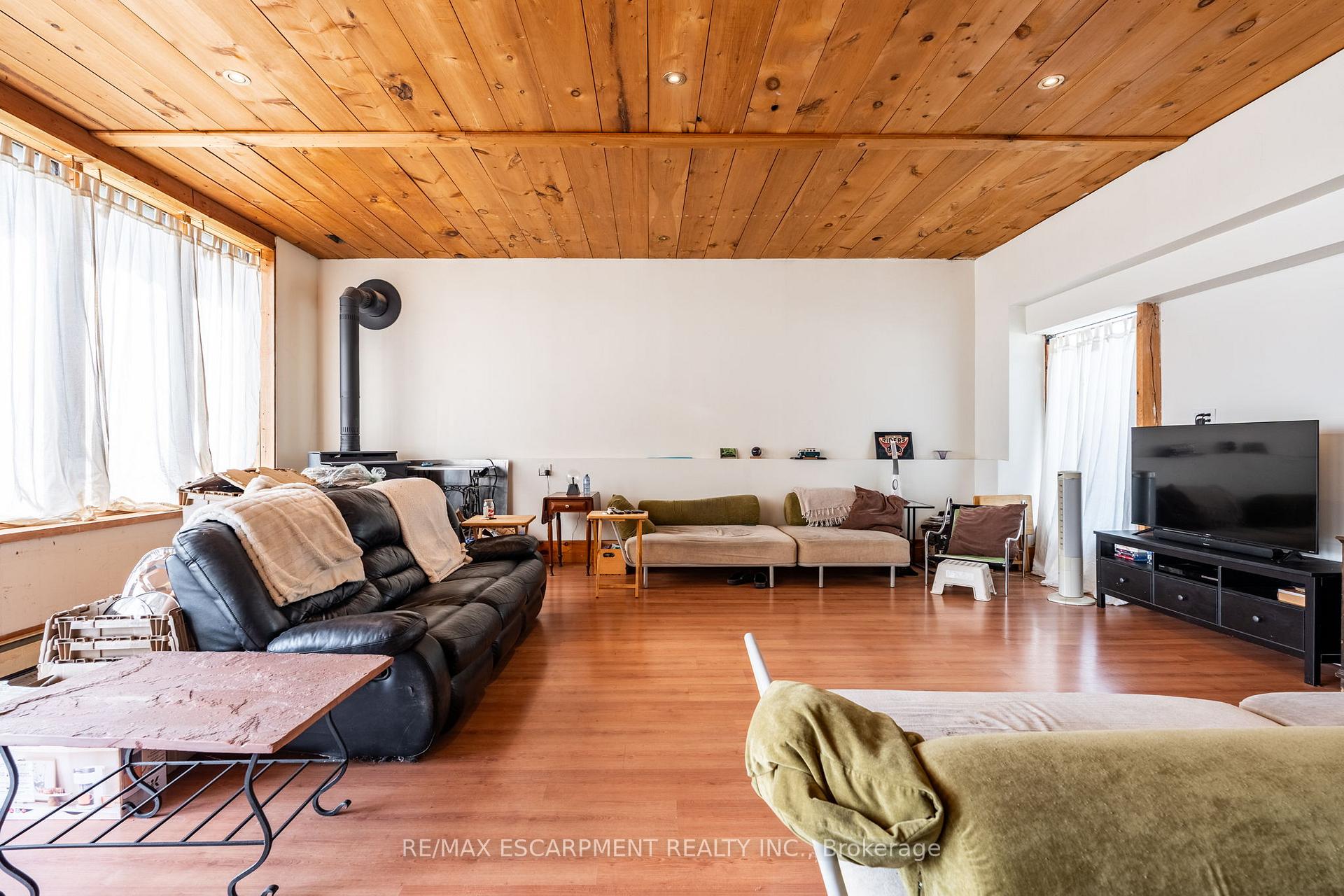 Photo 14 of 1090 Brock Road, Hamilton, Rural Flamborough — HOMEH