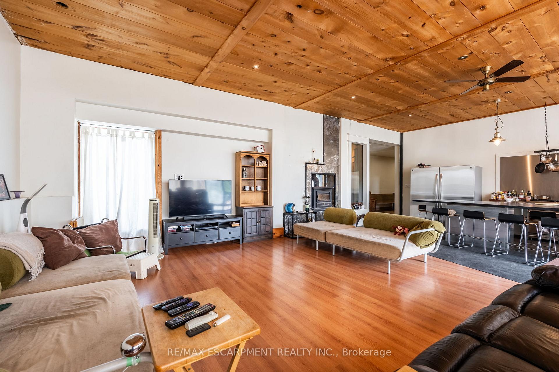 Photo 16 of 1090 Brock Road, Hamilton, Rural Flamborough — HOMEH