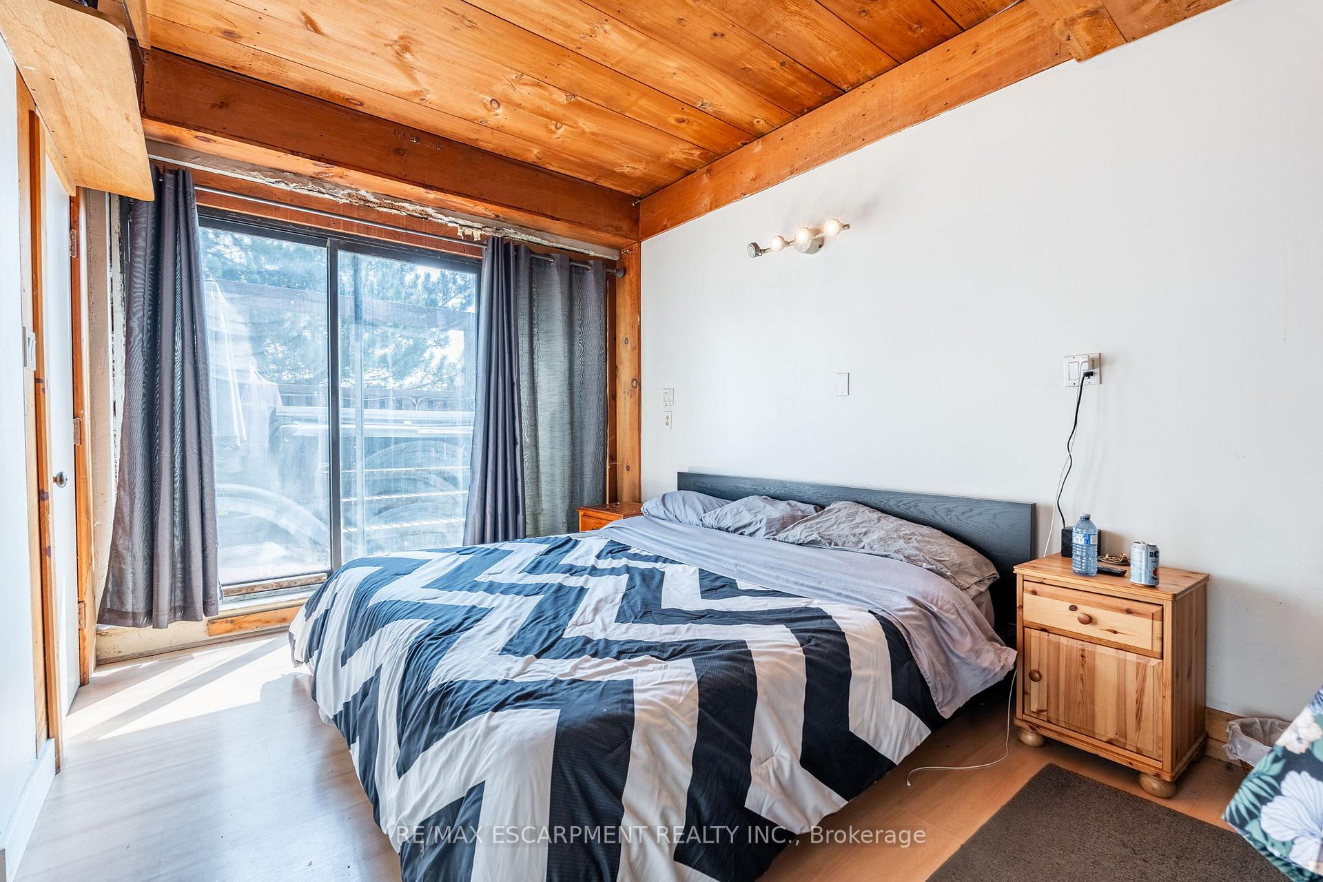 Photo 19 of 1090 Brock Road, Hamilton, Rural Flamborough — HOMEH