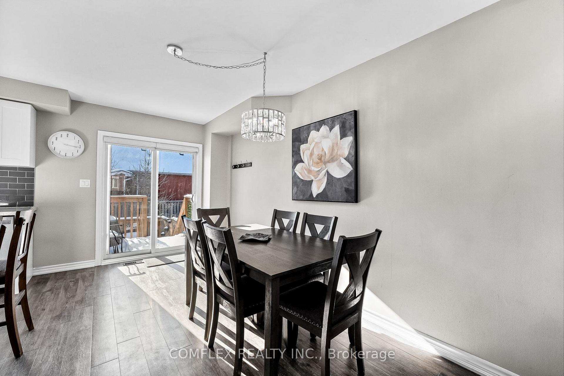 Photo 12 of 101 Markham Trail, Clarington, Bowmanville — HOMEH