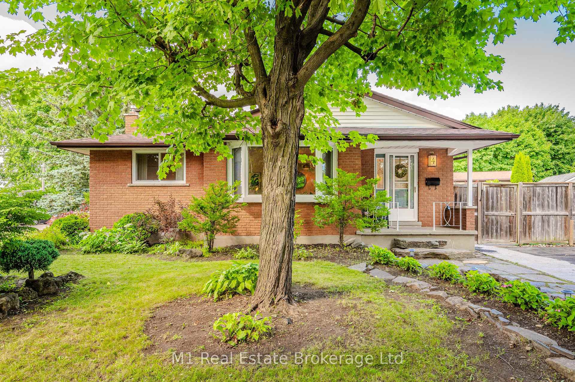 Front of 4 Blackbird Crescent