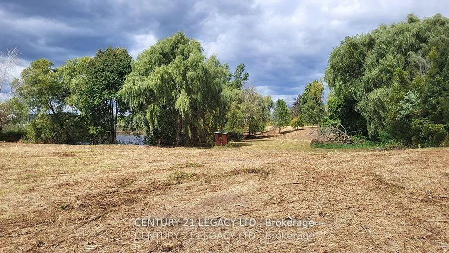 Photo 3 of 1278 Hwy 5 W, Hamilton, Rural Flamborough — HOMEH