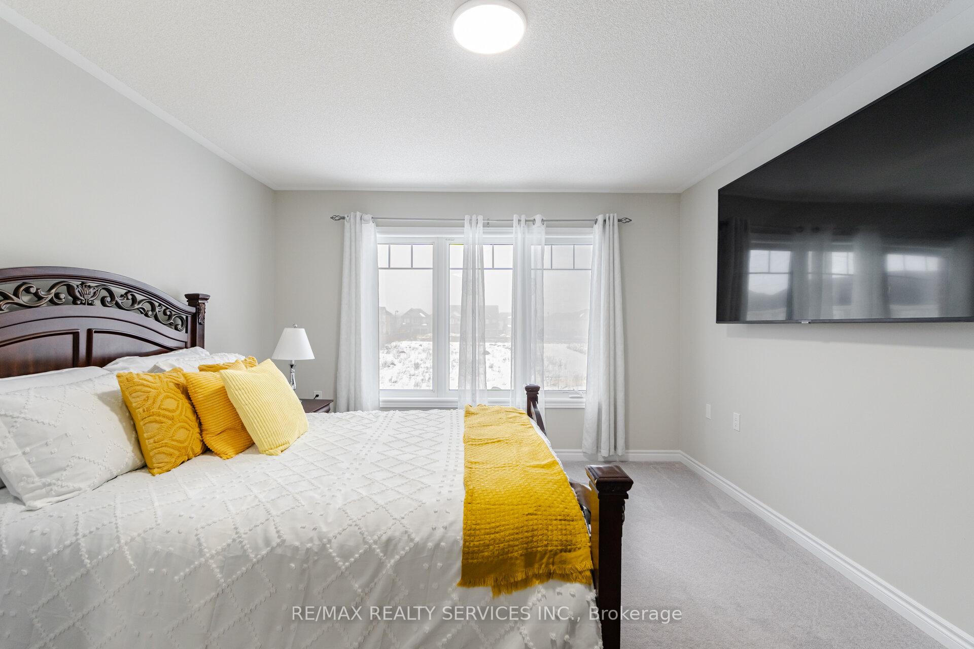 Photo 23 of 15 Phyllis Drive, Caledon, Rural Caledon — HOMEH