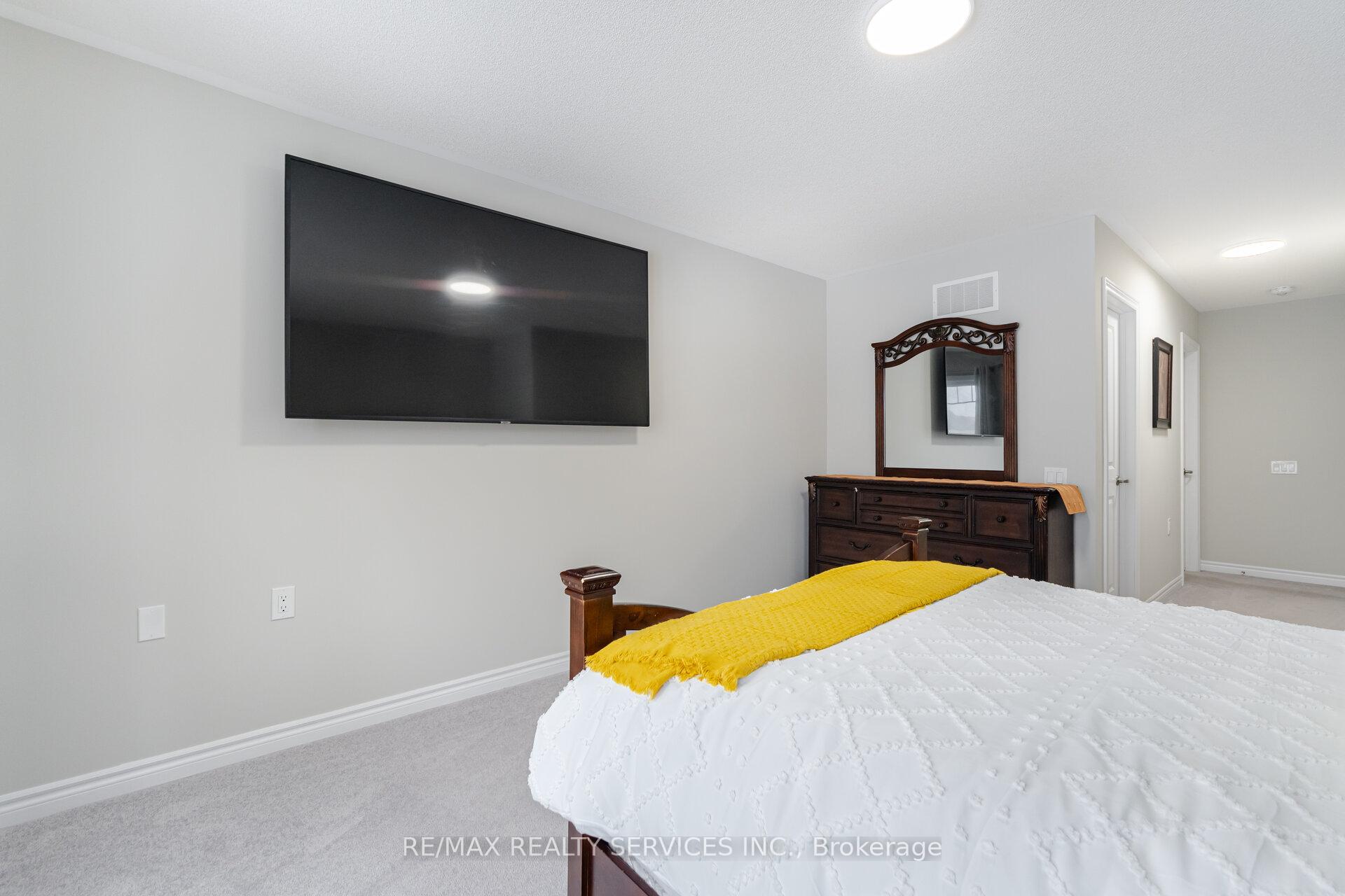 Photo 24 of 15 Phyllis Drive, Caledon, Rural Caledon — HOMEH