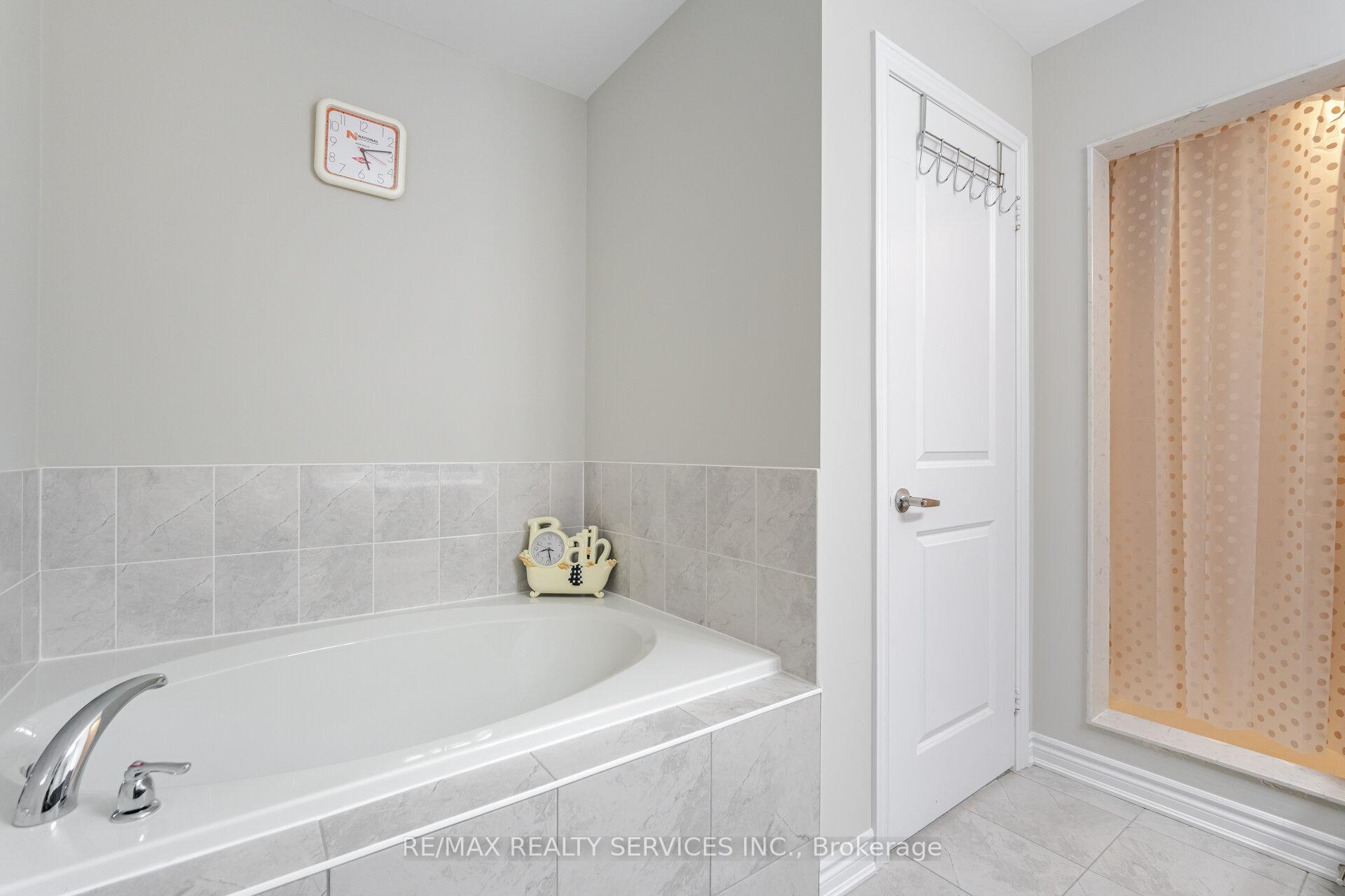 Photo 26 of 15 Phyllis Drive, Caledon, Rural Caledon — HOMEH