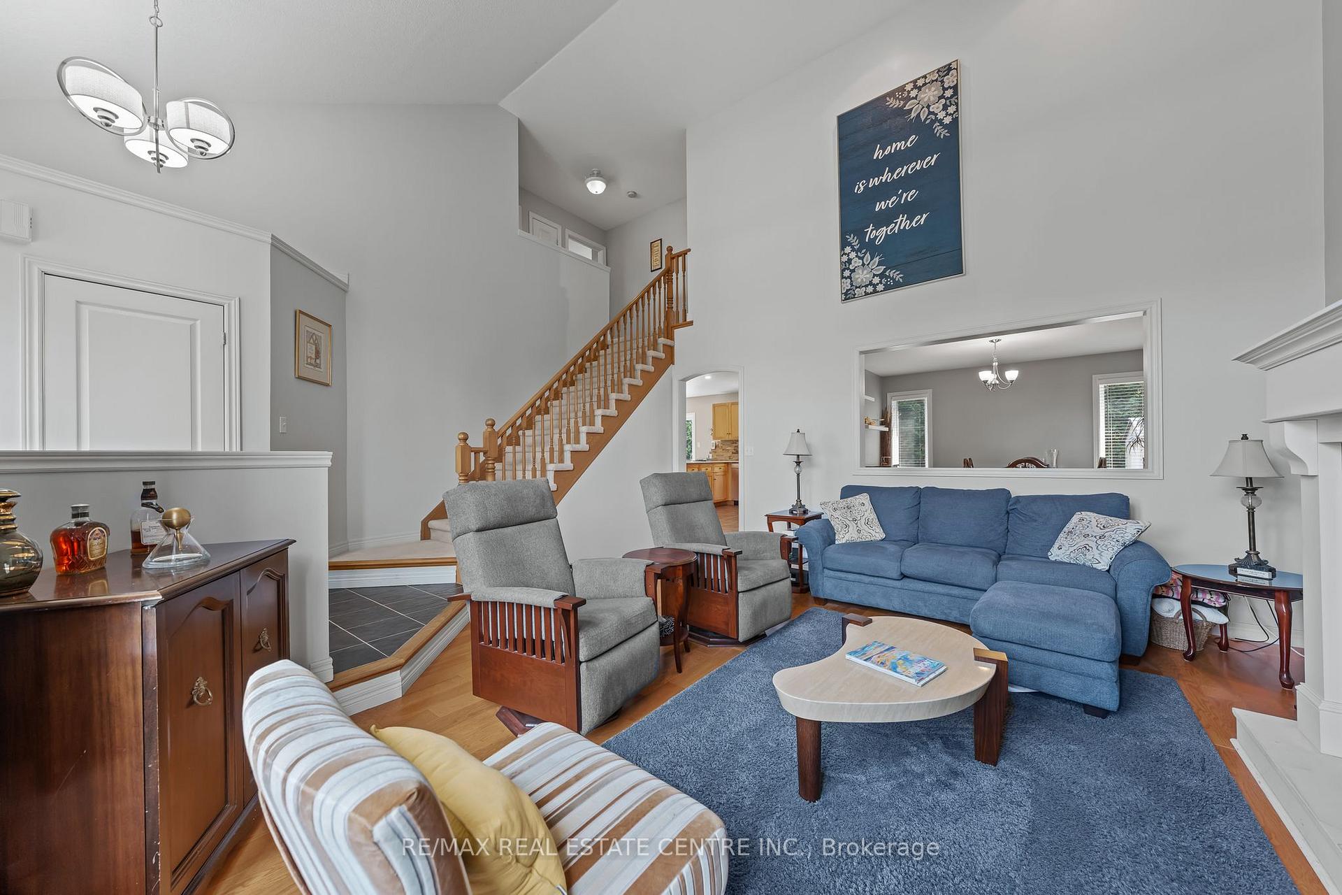 Photo 3 of 4 Irongate Drive, Brant, Paris — HOMEH