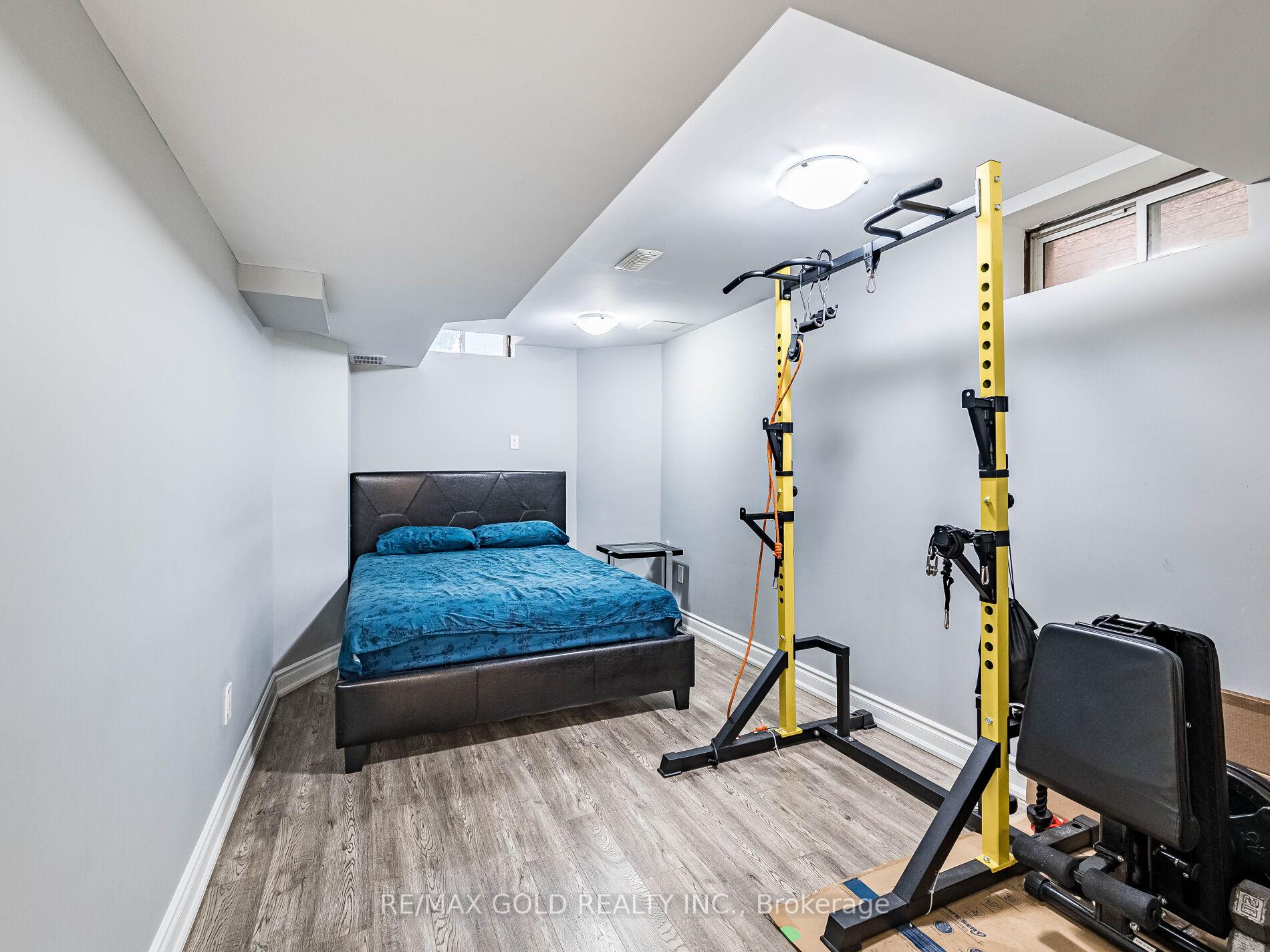 Photo 28 of 39 Tessler Crescent, Brampton, Brampton West — HOMEH