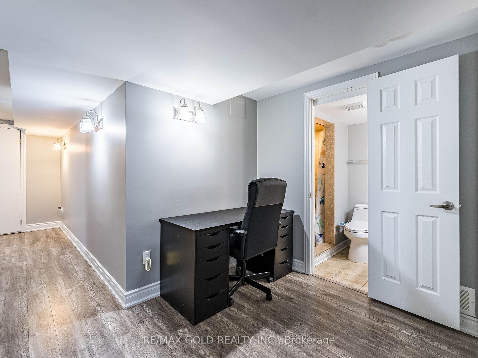 Photo 29 of 39 Tessler Crescent, Brampton, Brampton West — HOMEH