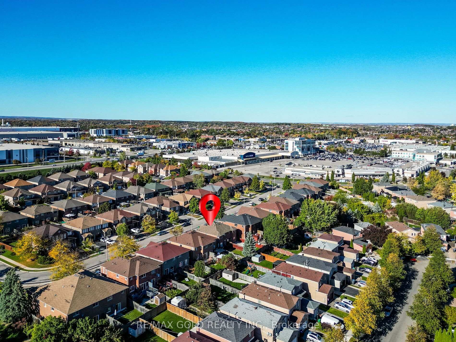 Photo 33 of 39 Tessler Crescent, Brampton, Brampton West — HOMEH