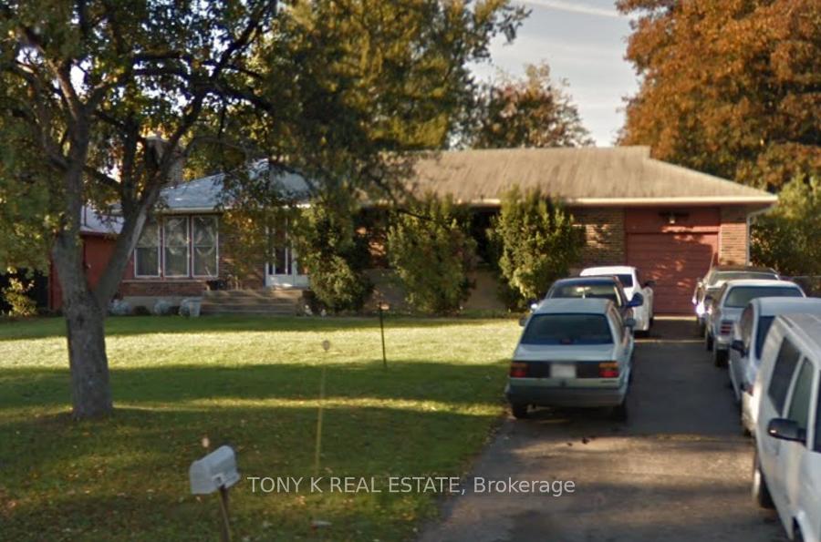 Front of 11306 Trafalgar Road