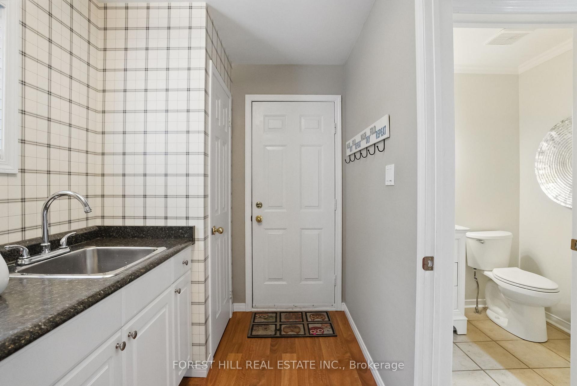 Photo 5 of 14 Ireland Street, Clarington, Bowmanville — HOMEH