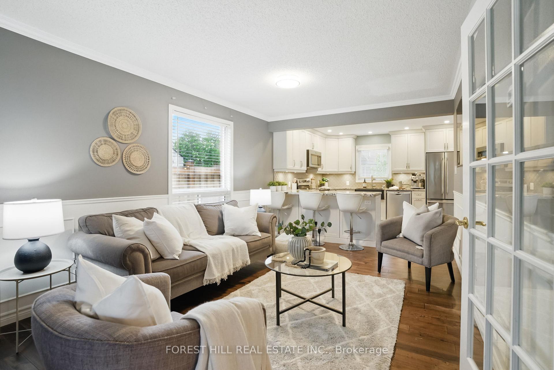 Photo 9 of 14 Ireland Street, Clarington, Bowmanville — HOMEH