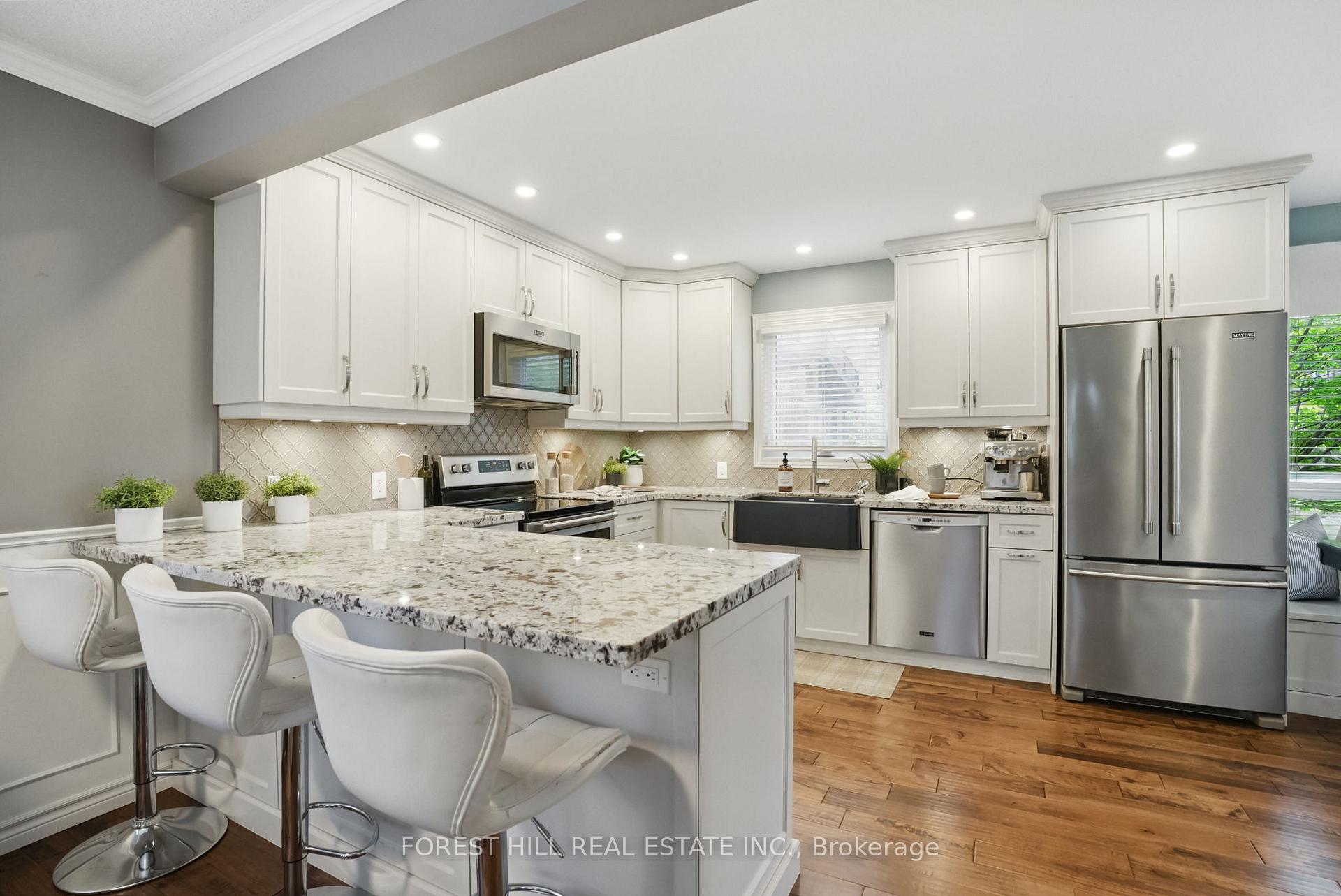 Photo 10 of 14 Ireland Street, Clarington, Bowmanville — HOMEH