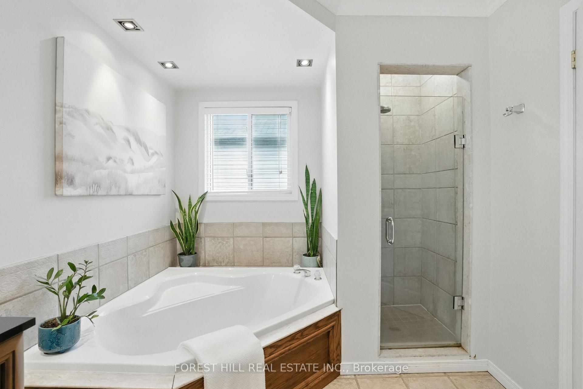 Photo 25 of 14 Ireland Street, Clarington, Bowmanville — HOMEH