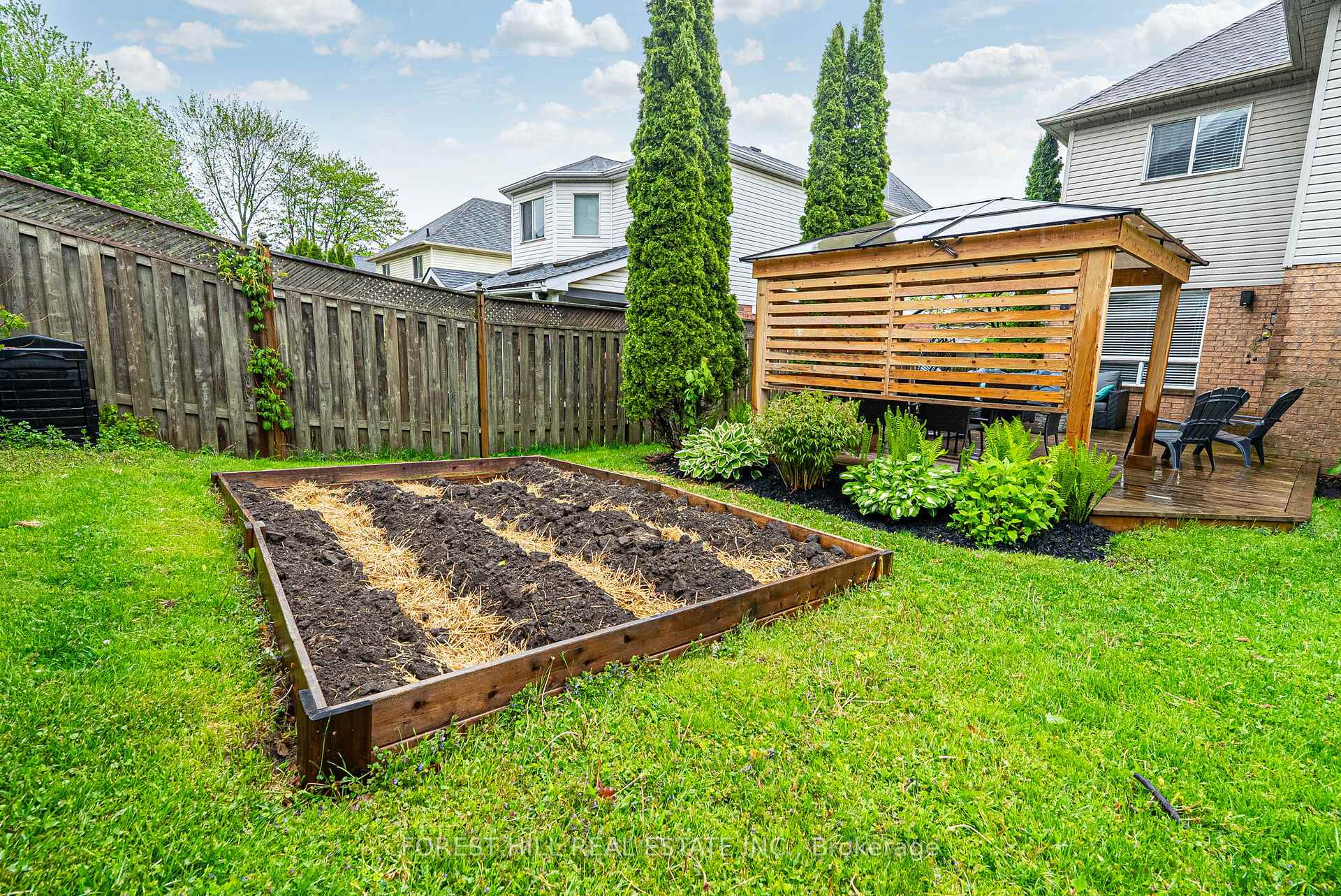 Photo 48 of 14 Ireland Street, Clarington, Bowmanville — HOMEH