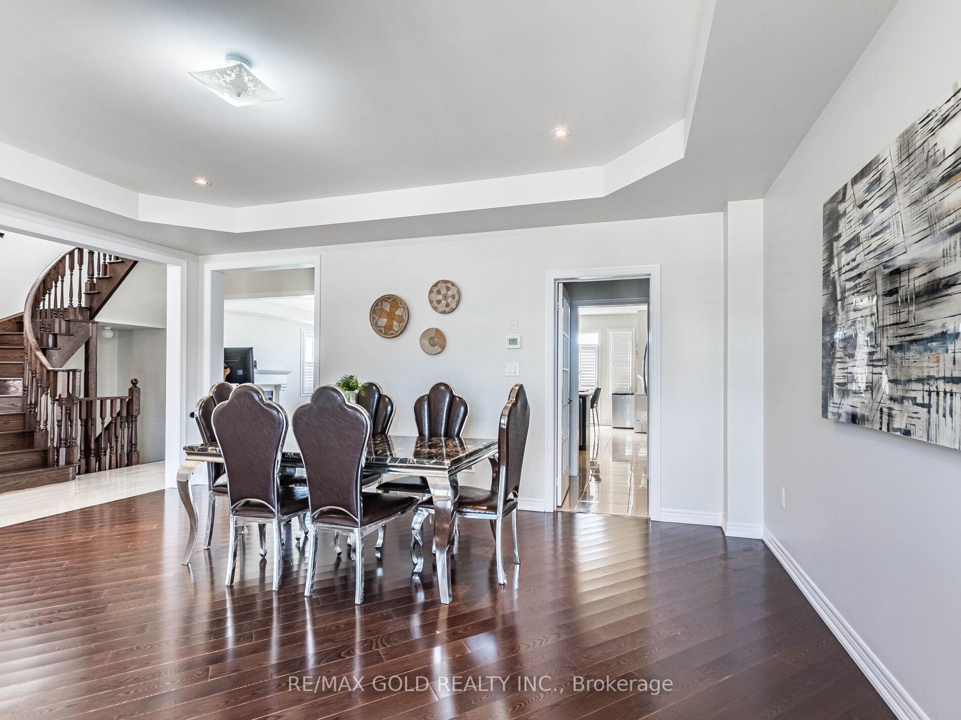 Photo 9 of 62 Masken Circle, Brampton, Northwest Brampton — HOMEH