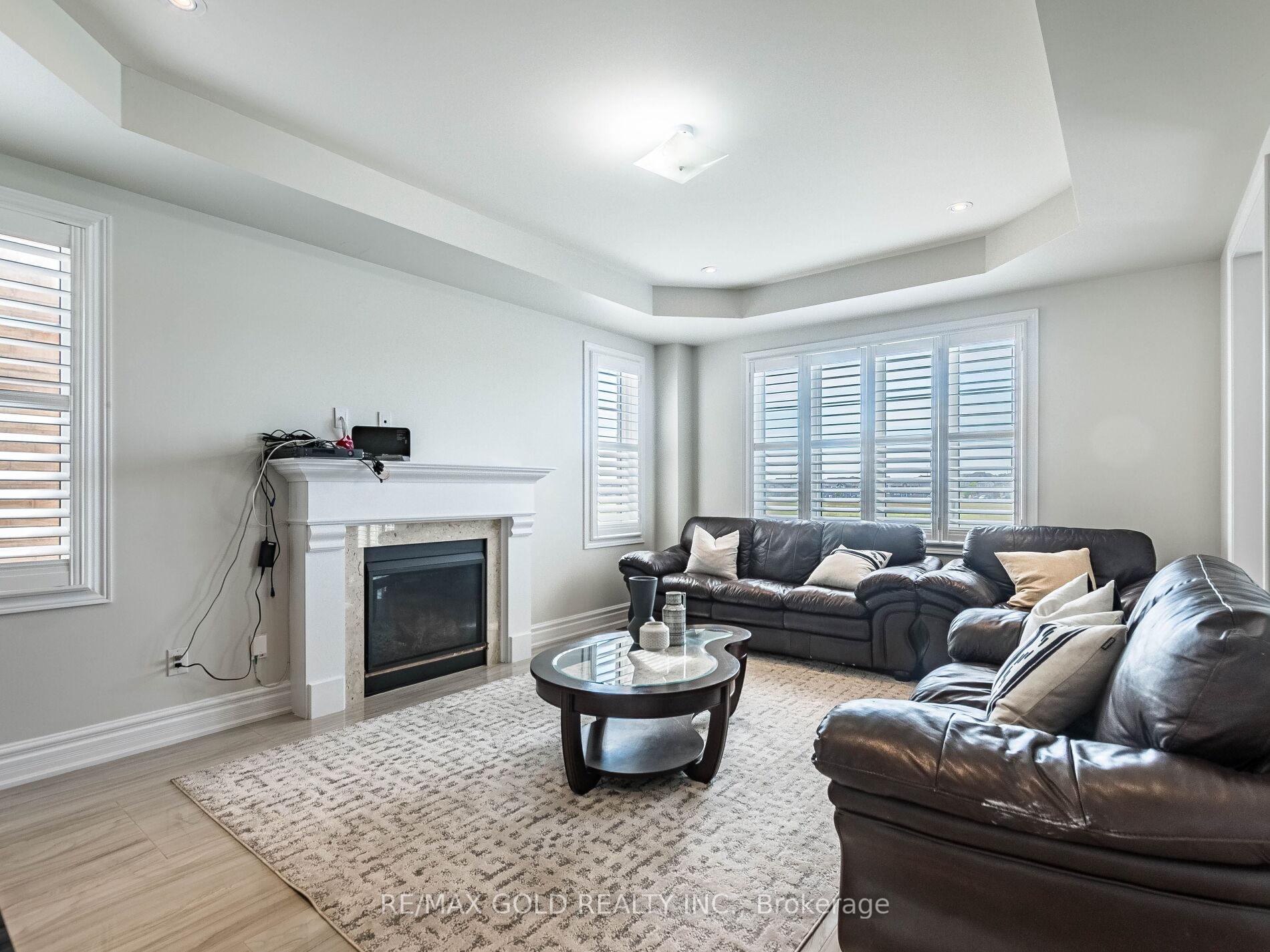 Photo 11 of 62 Masken Circle, Brampton, Northwest Brampton — HOMEH