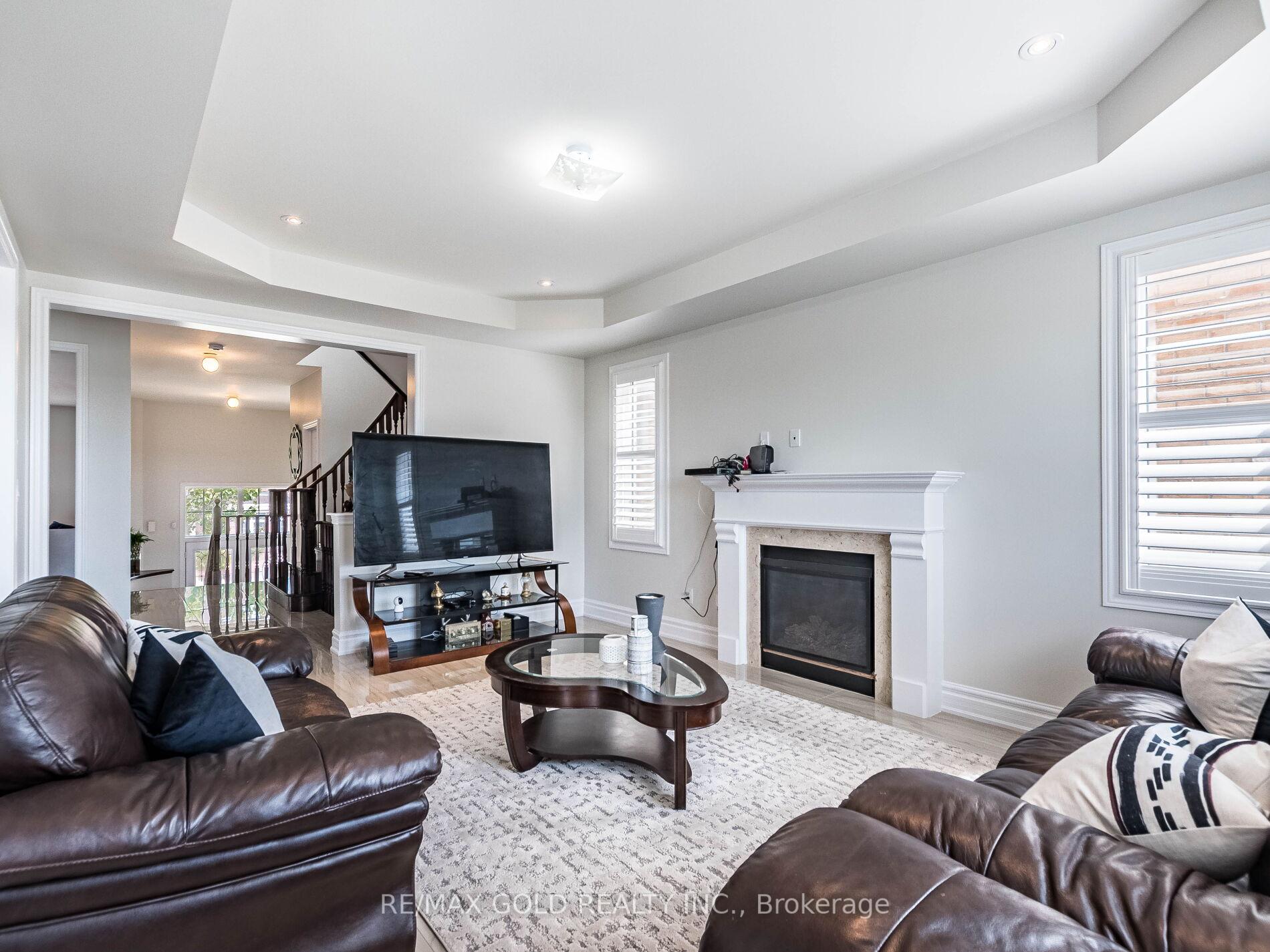 Photo 13 of 62 Masken Circle, Brampton, Northwest Brampton — HOMEH