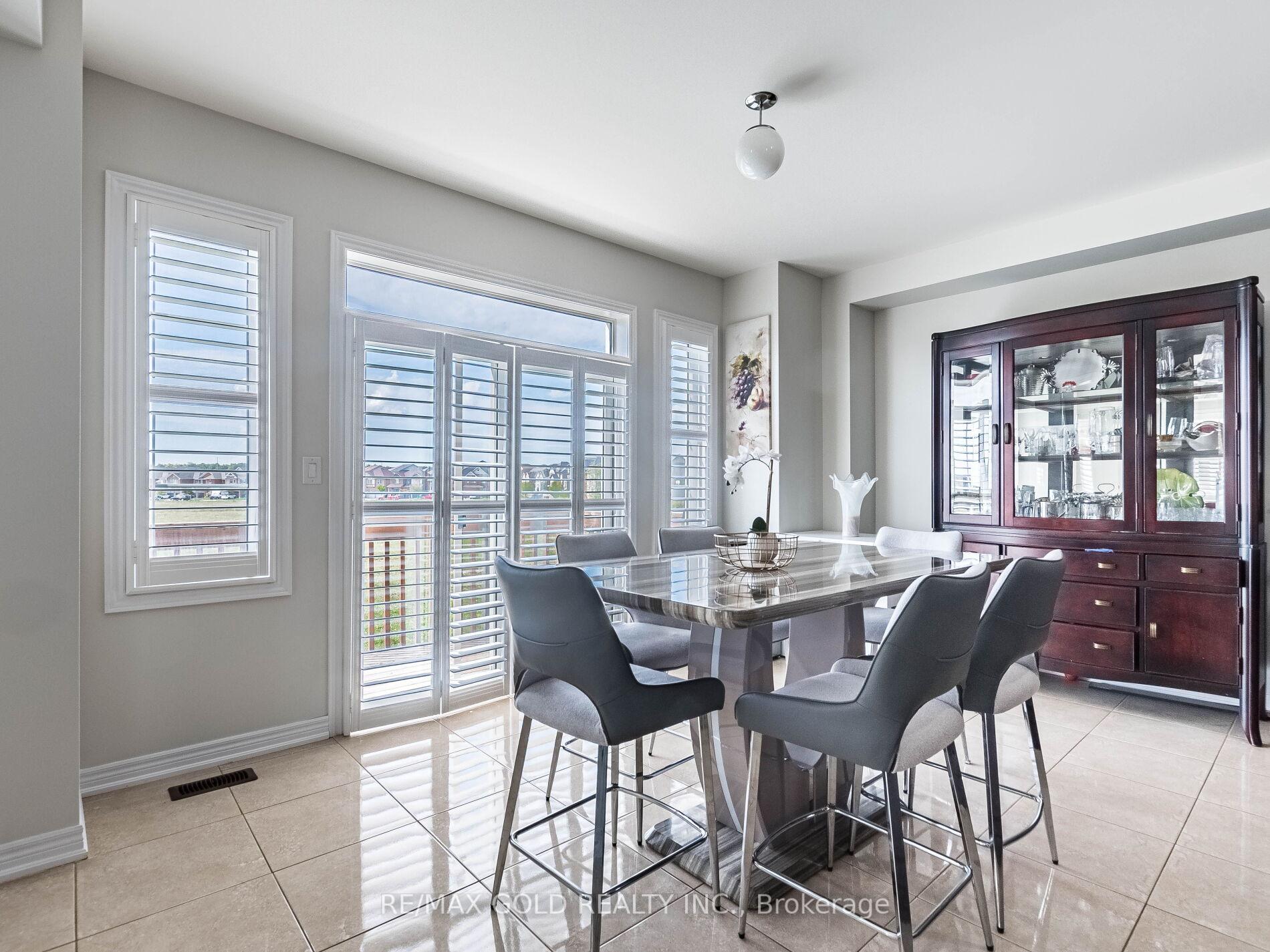 Photo 21 of 62 Masken Circle, Brampton, Northwest Brampton — HOMEH