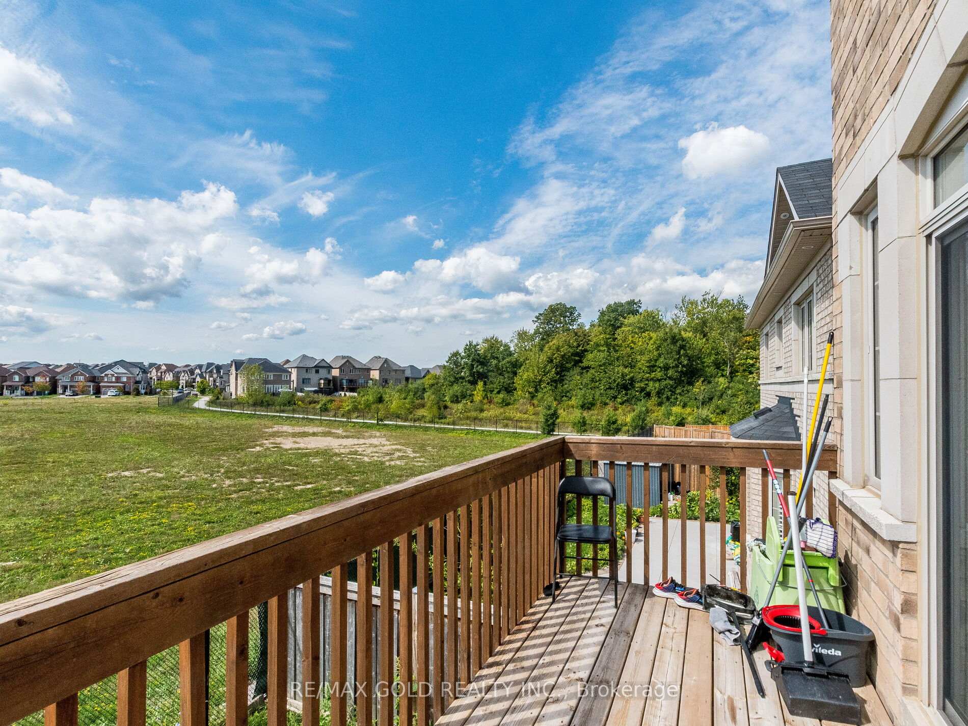 Photo 42 of 62 Masken Circle, Brampton, Northwest Brampton — HOMEH