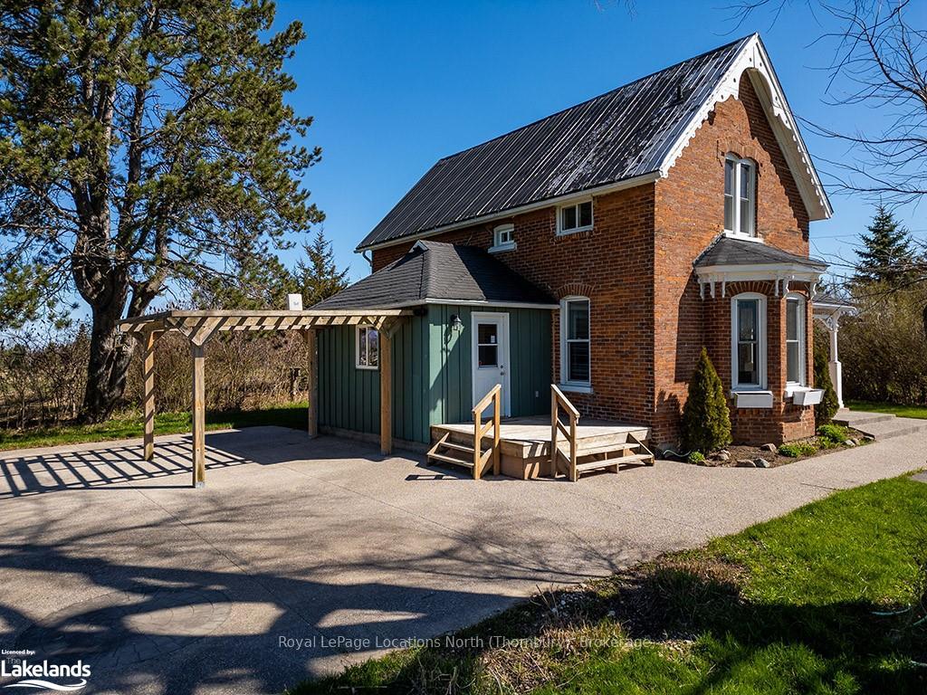 Photo 2 of 788113 Grey Road 13, Blue Mountains — HOMEH