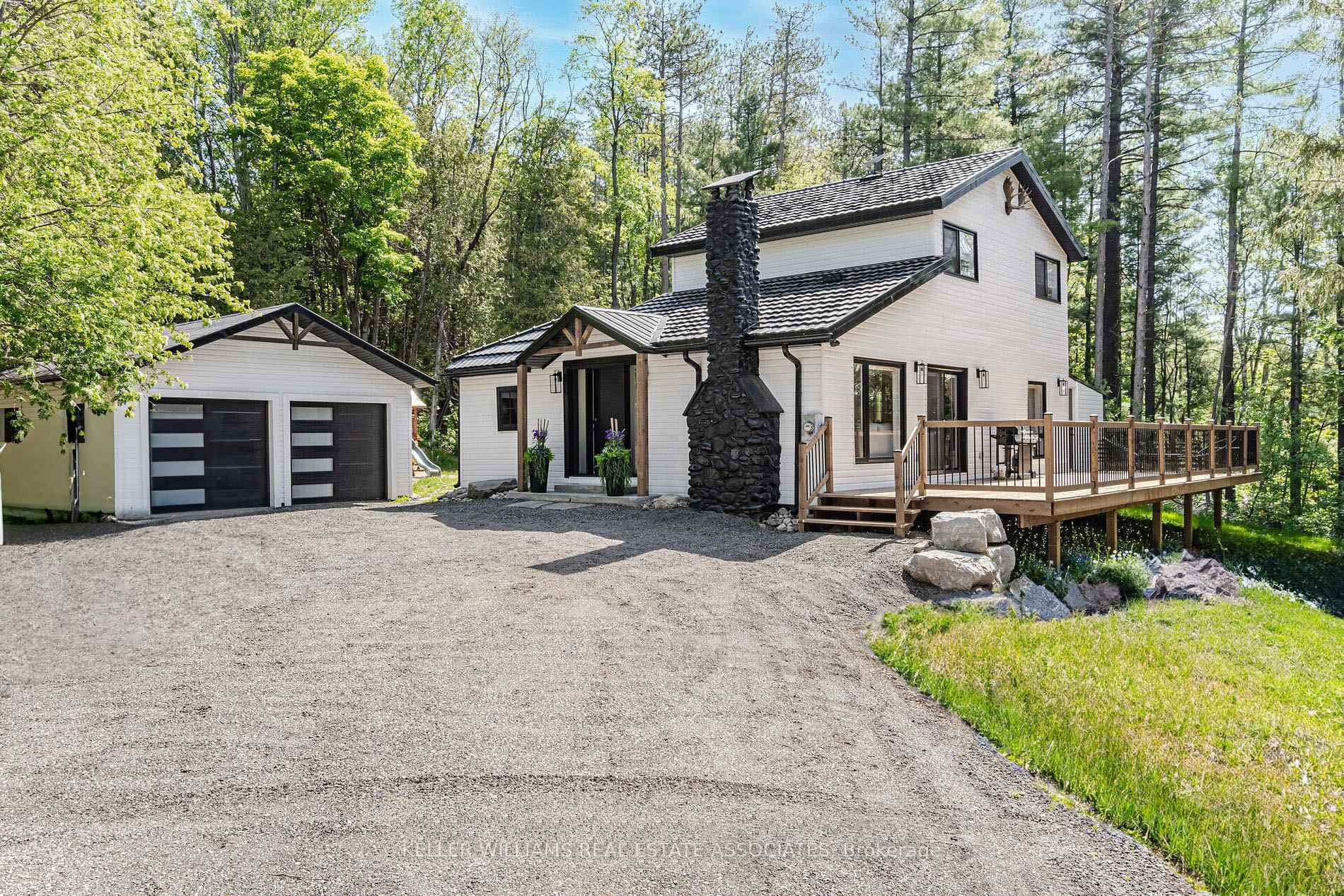 Photo 1 of 57 King Street S, Caledon, Rural Caledon — HOMEH