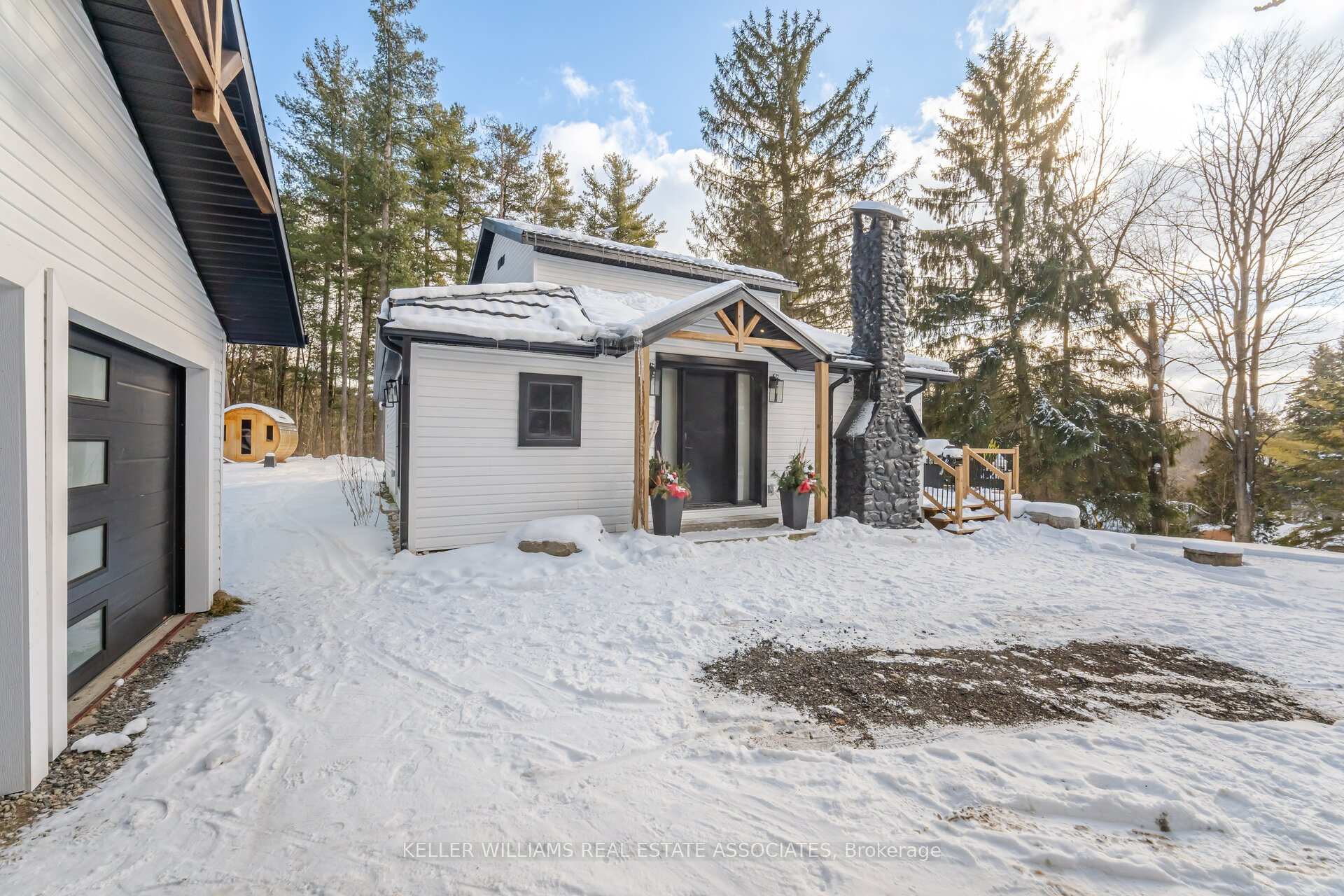 Photo 12 of 57 King Street S, Caledon, Rural Caledon — HOMEH