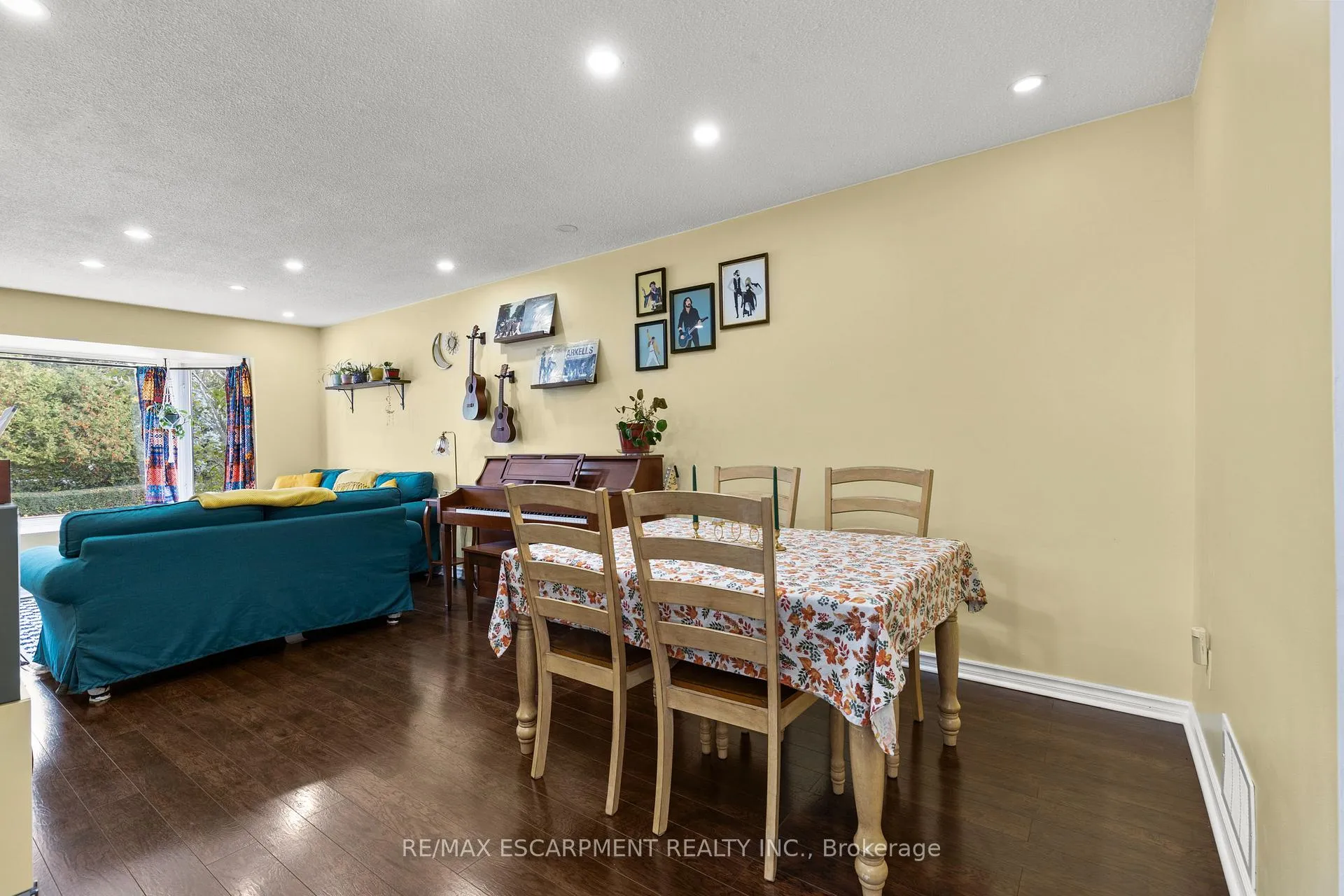 Photo 16 of 50 Gledhill Crescent, Hamilton, Gourley — HOMEH
