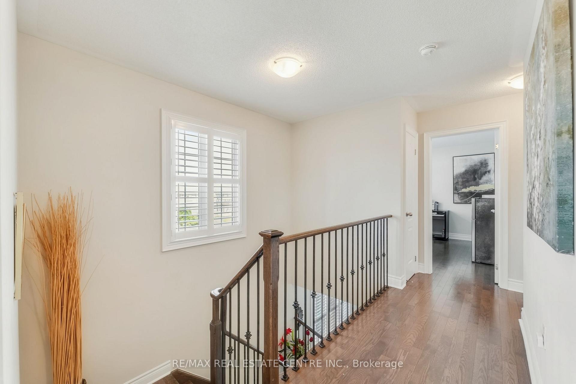 Photo 13 of 42 Andretti Crescent, Brampton, Credit Valley — HOMEH