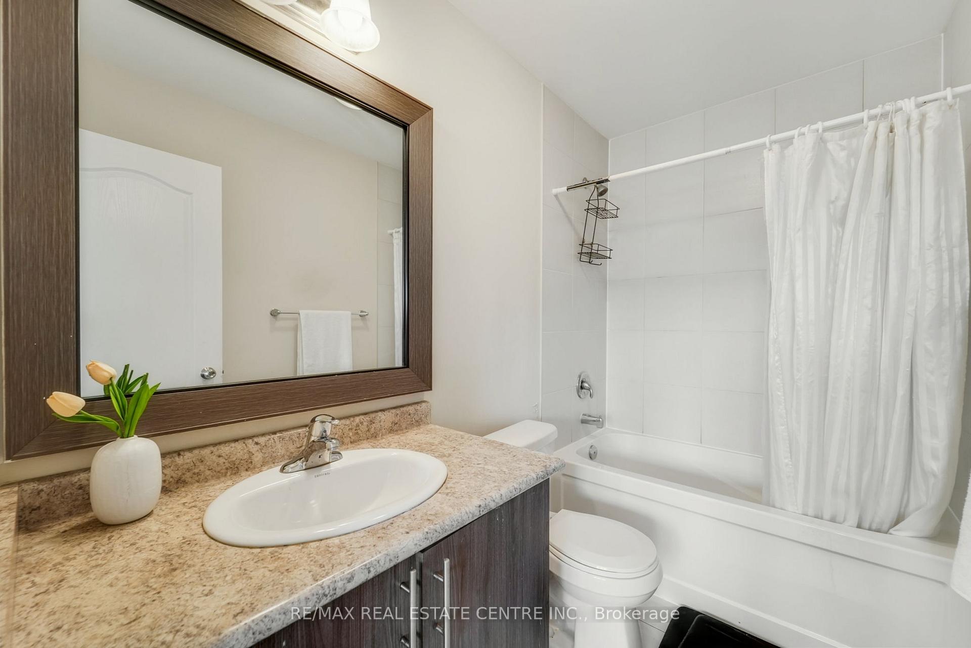 Photo 23 of 42 Andretti Crescent, Brampton, Credit Valley — HOMEH