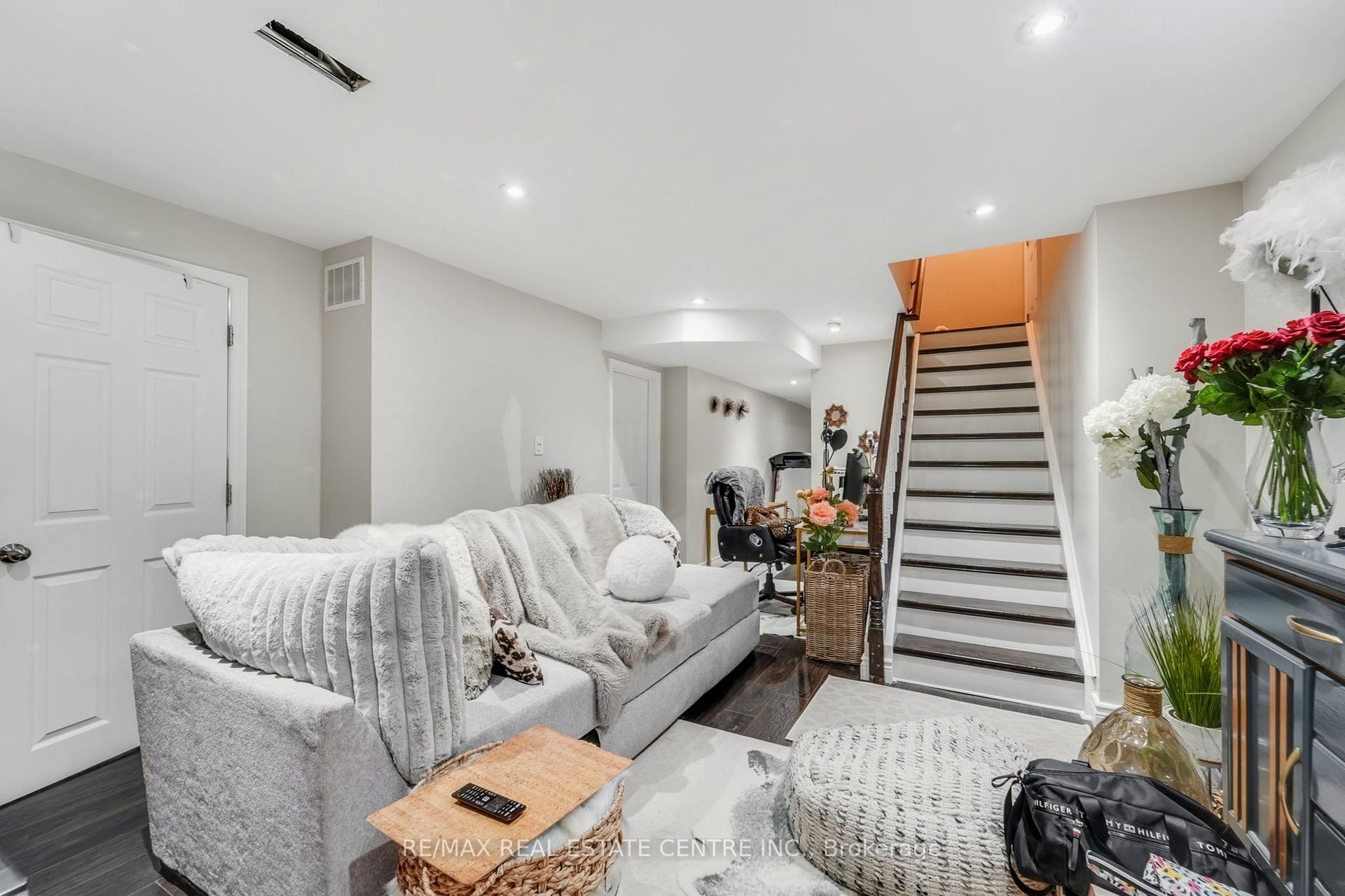 Photo 29 of 42 Andretti Crescent, Brampton, Credit Valley — HOMEH
