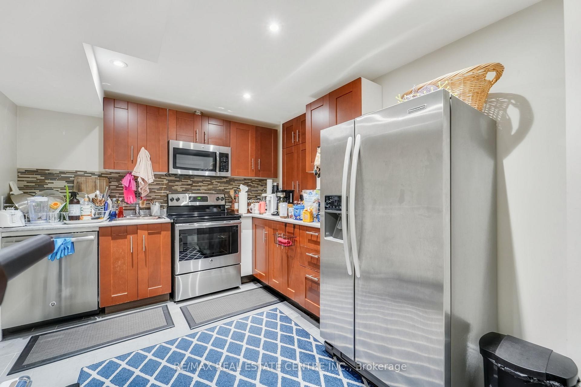 Photo 31 of 42 Andretti Crescent, Brampton, Credit Valley — HOMEH