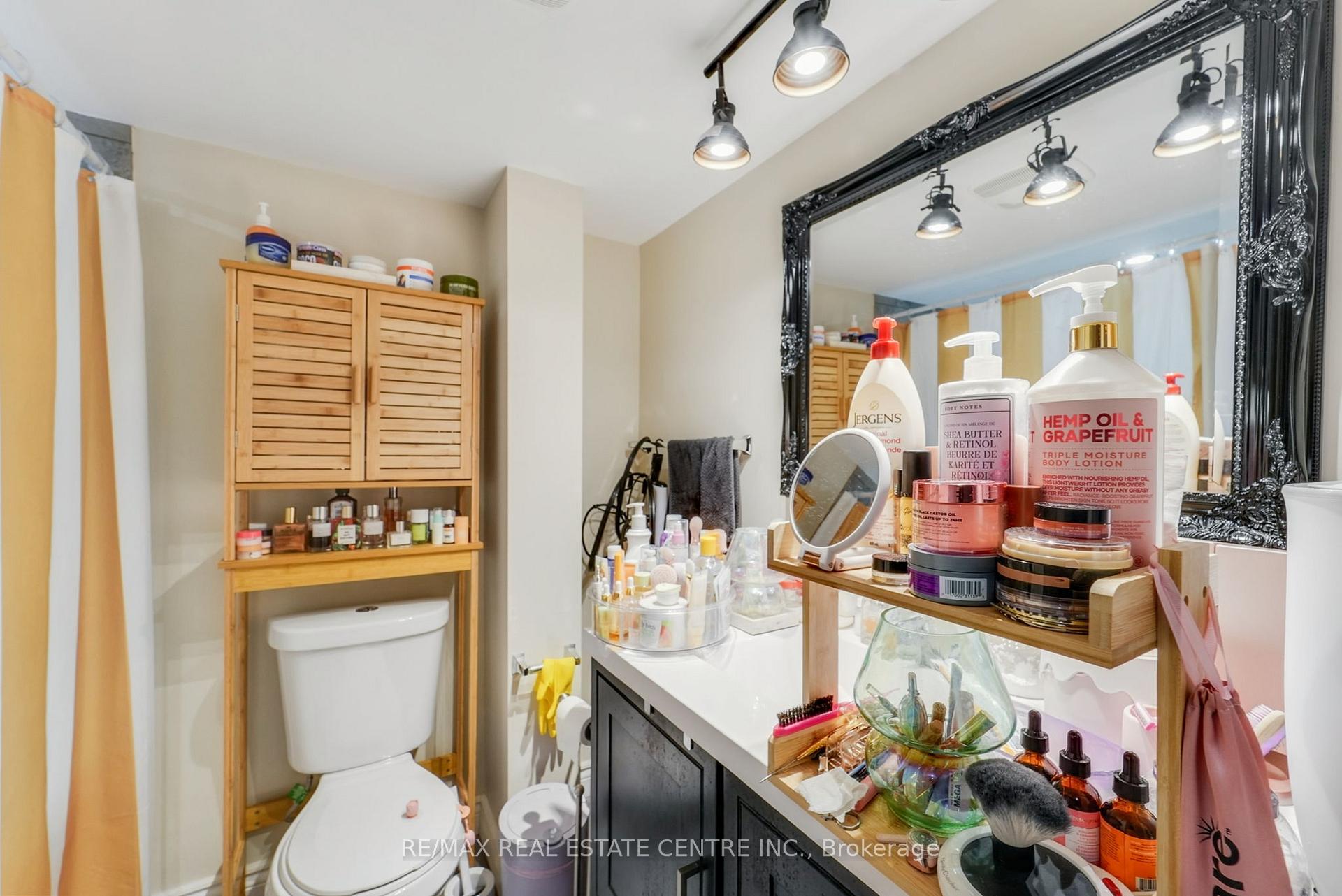 Photo 34 of 42 Andretti Crescent, Brampton, Credit Valley — HOMEH