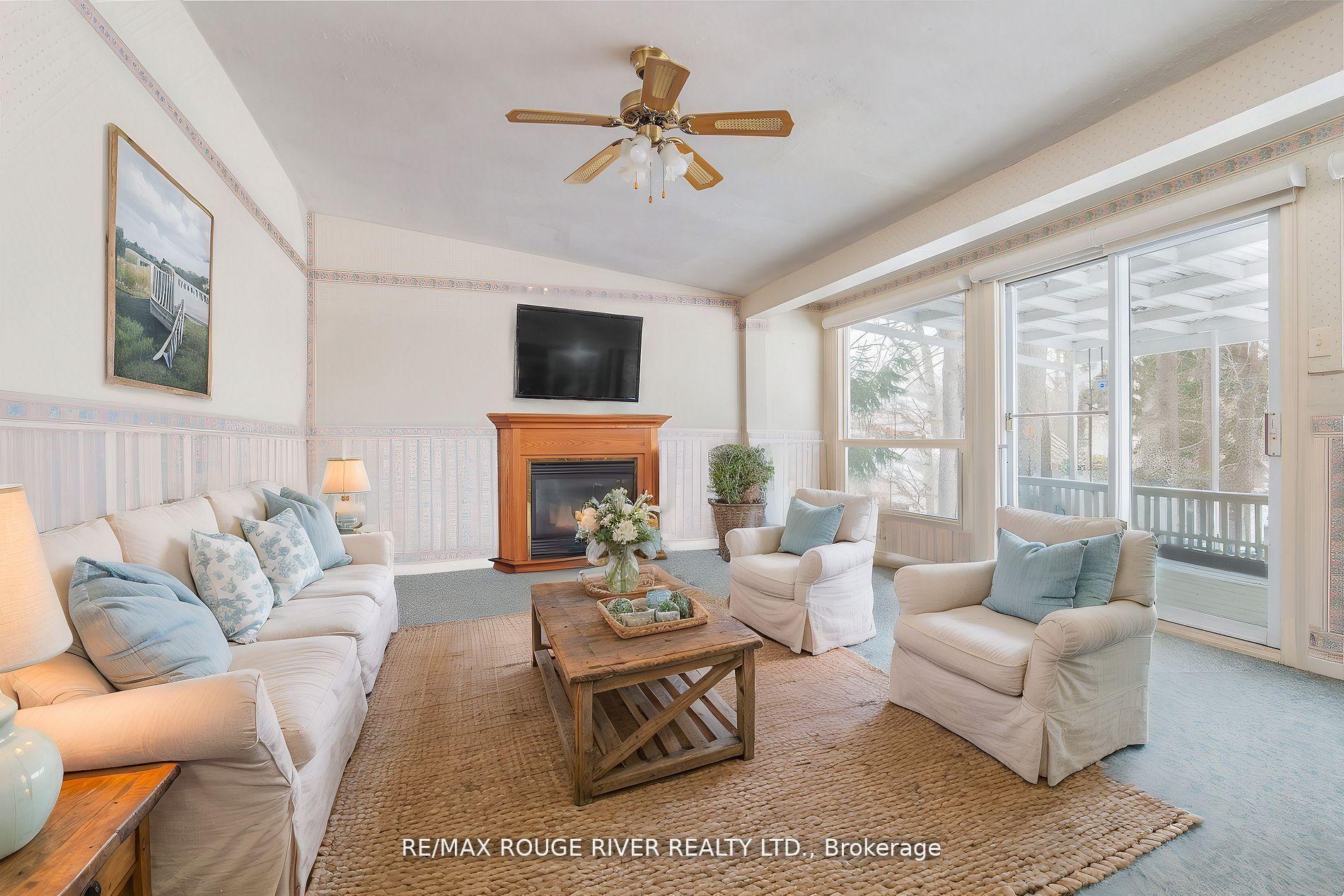 Photo 7 of 286 King Street E, Clarington, Bowmanville — HOMEH