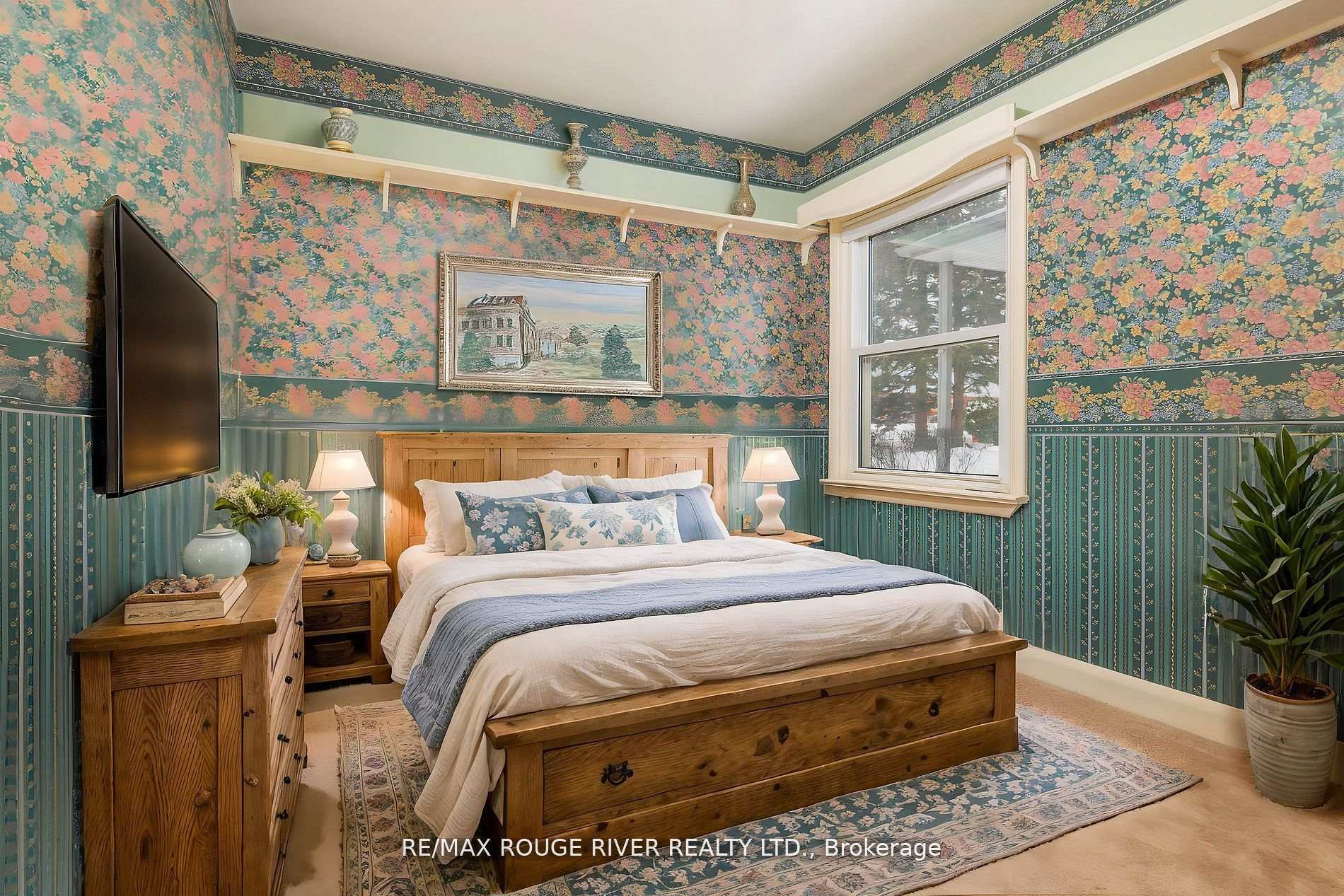 Photo 14 of 286 King Street E, Clarington, Bowmanville — HOMEH