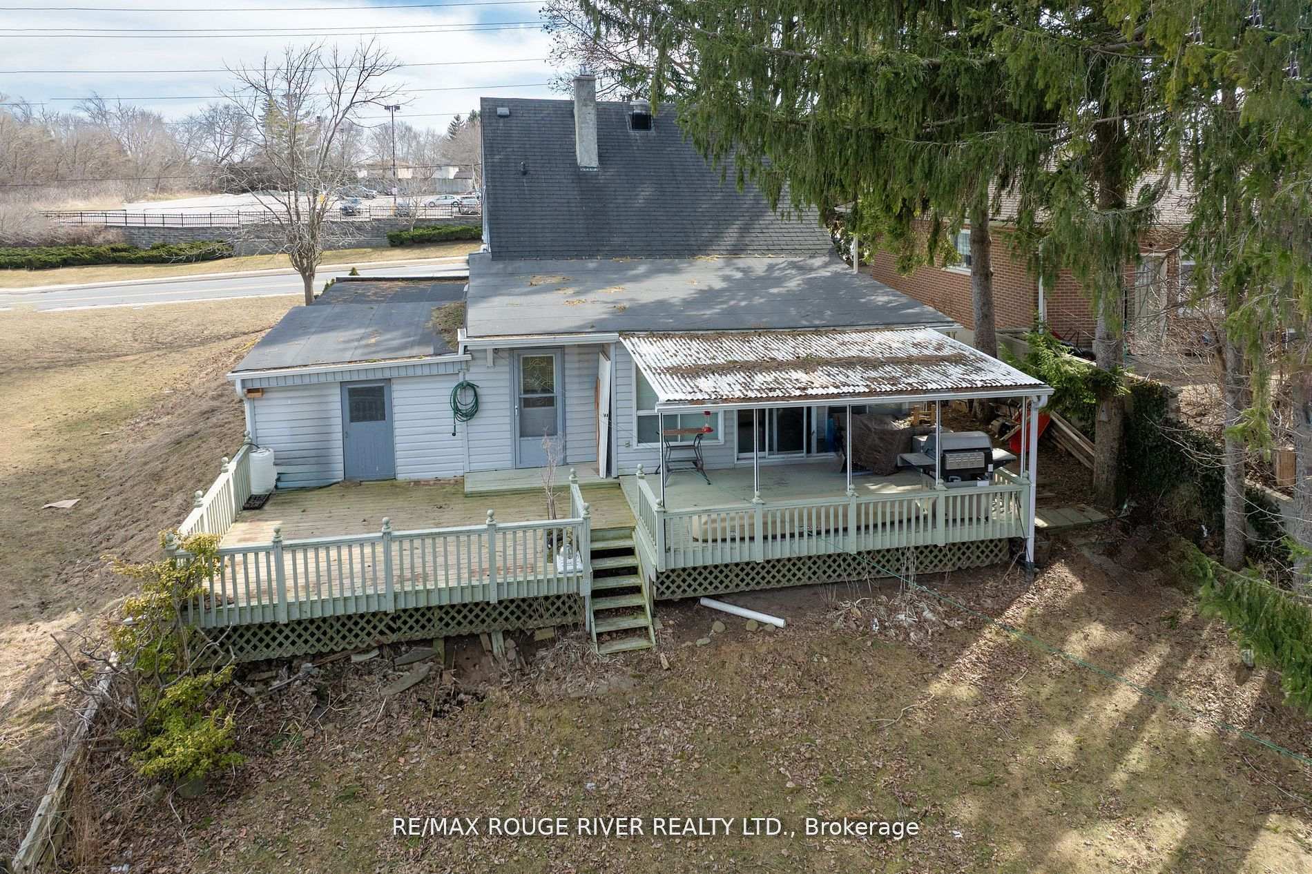 Photo 15 of 286 King Street E, Clarington, Bowmanville — HOMEH