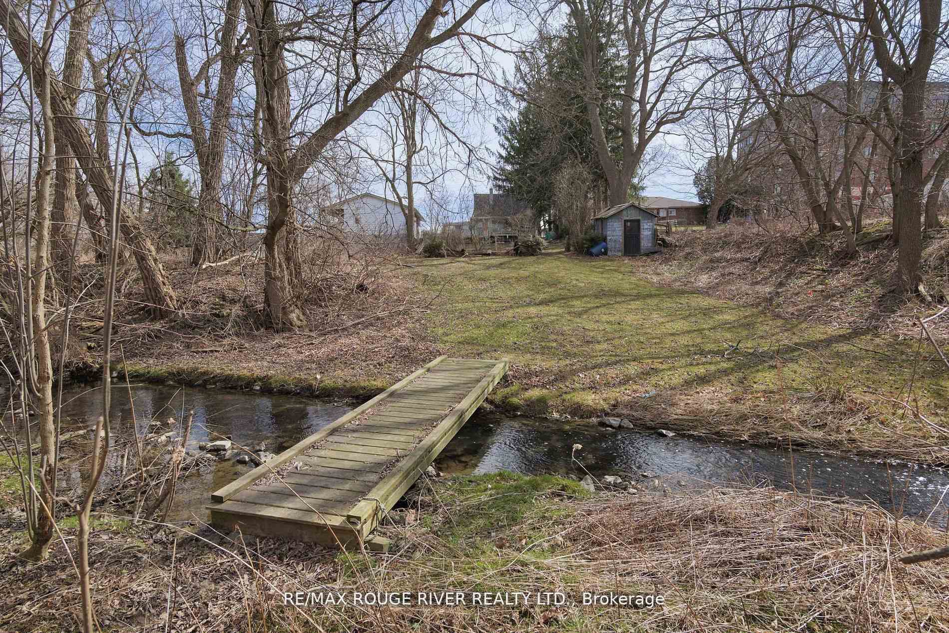 Photo 17 of 286 King Street E, Clarington, Bowmanville — HOMEH