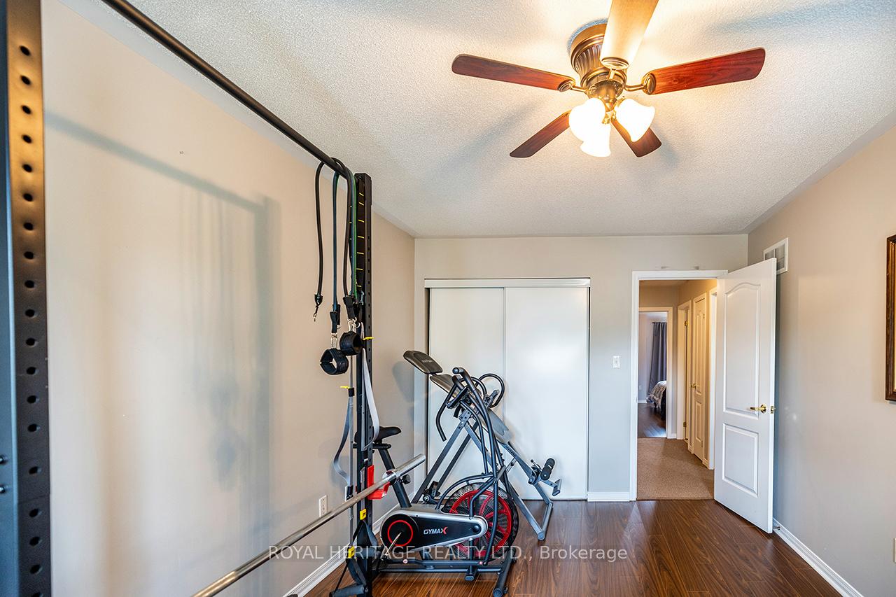 Photo 24 of 245 Sprucewood Crescent E, Clarington, Bowmanville — HOMEH