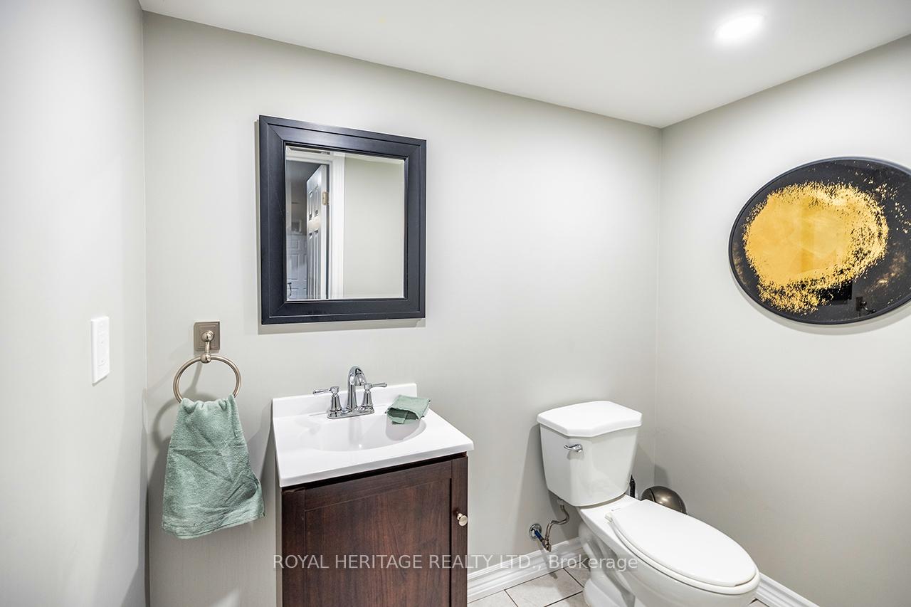 Photo 34 of 245 Sprucewood Crescent E, Clarington, Bowmanville — HOMEH
