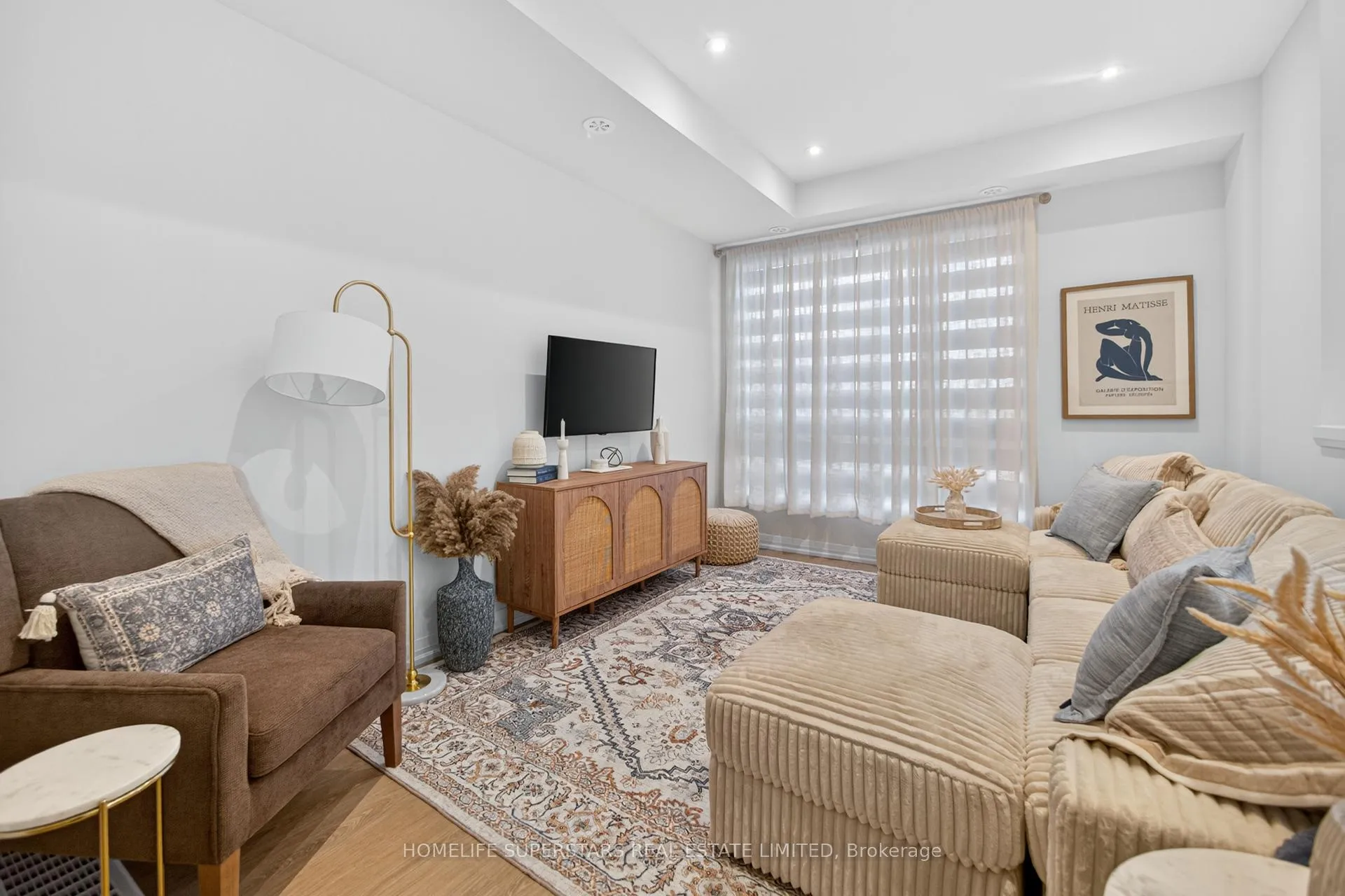 Photo 8 of Unit 76, 55 Tom Brown Drive, Brant, Paris — HOMEH