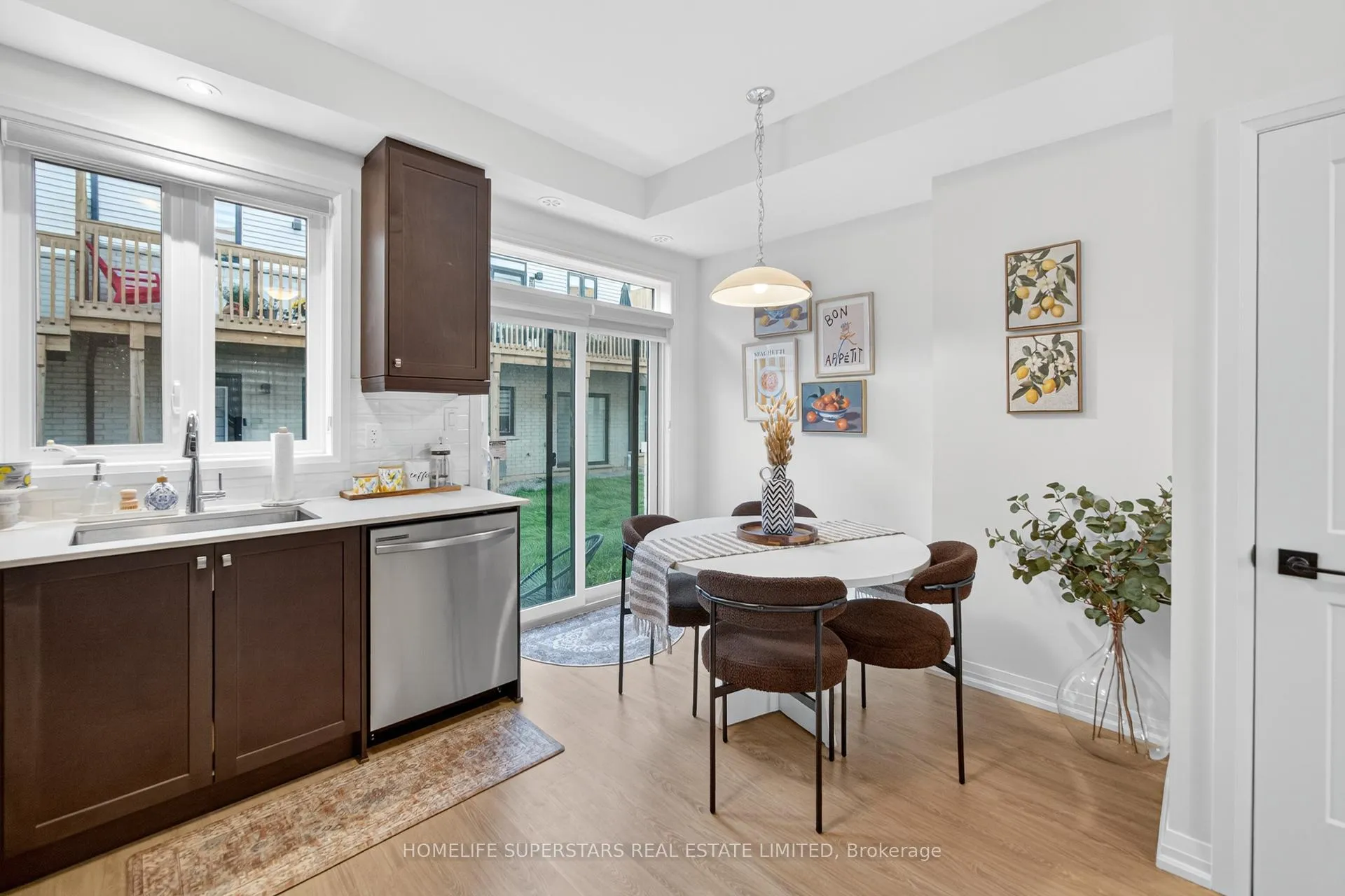 Photo 15 of Unit 76, 55 Tom Brown Drive, Brant, Paris — HOMEH