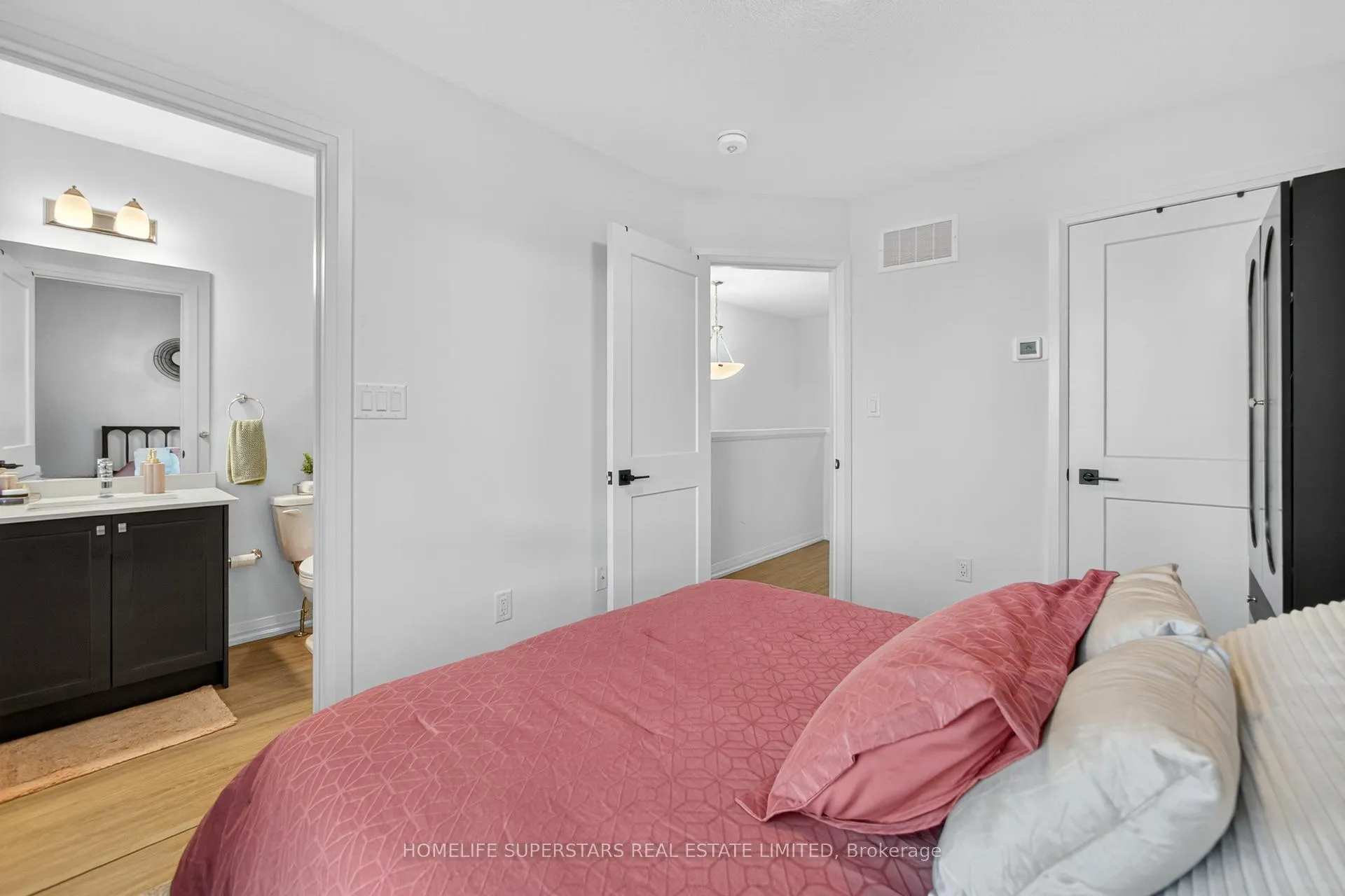 Photo 34 of Unit 76, 55 Tom Brown Drive, Brant, Paris — HOMEH