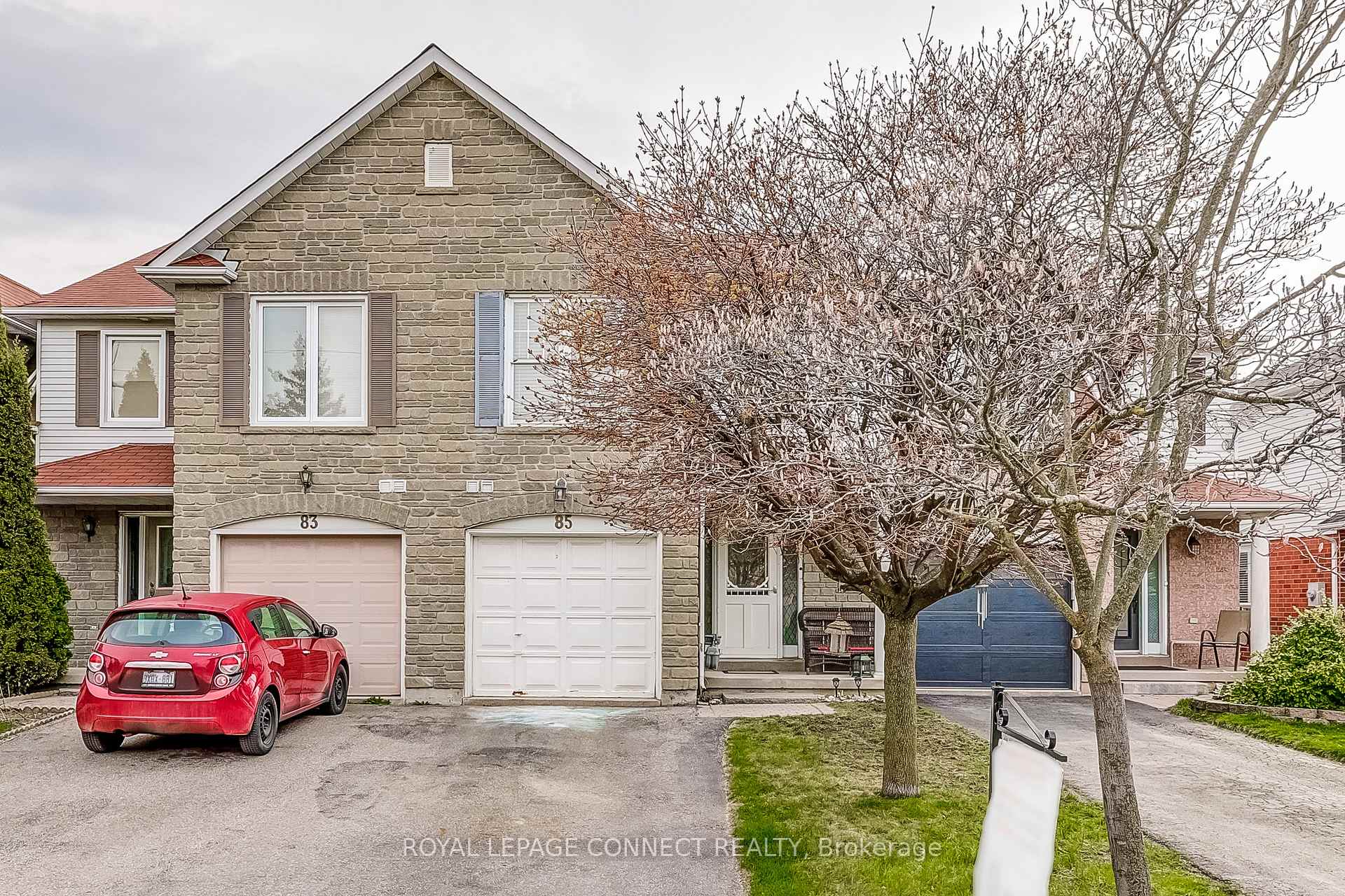 Photo 1 of 85 Brownstone Crescent, Clarington, Courtice — HOMEH
