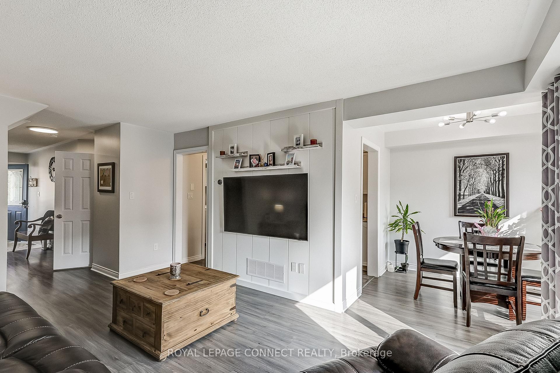 Photo 9 of 85 Brownstone Crescent, Clarington, Courtice — HOMEH