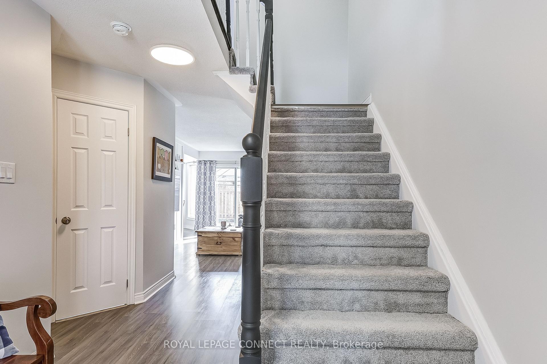 Photo 17 of 85 Brownstone Crescent, Clarington, Courtice — HOMEH