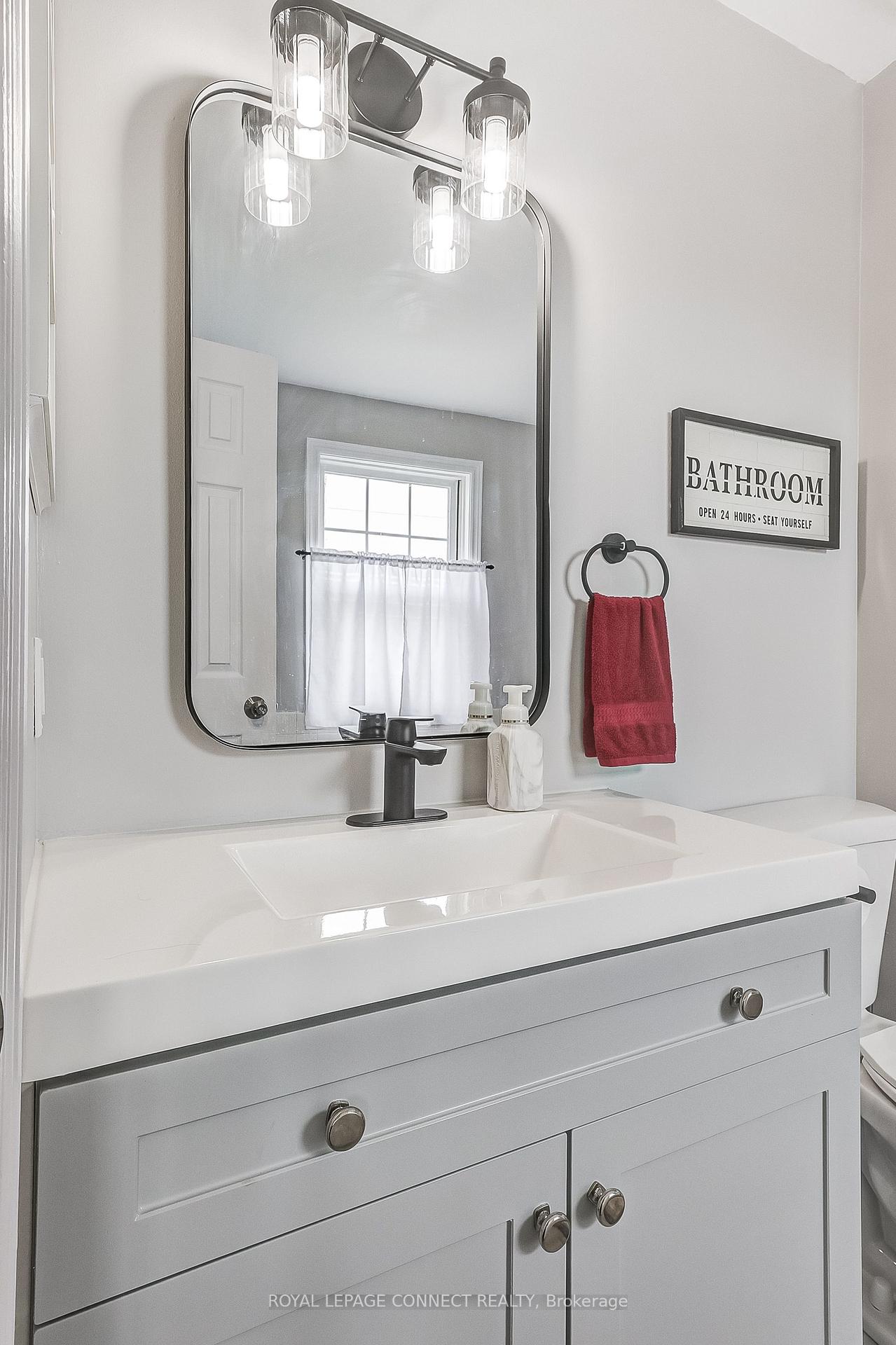 Photo 22 of 85 Brownstone Crescent, Clarington, Courtice — HOMEH